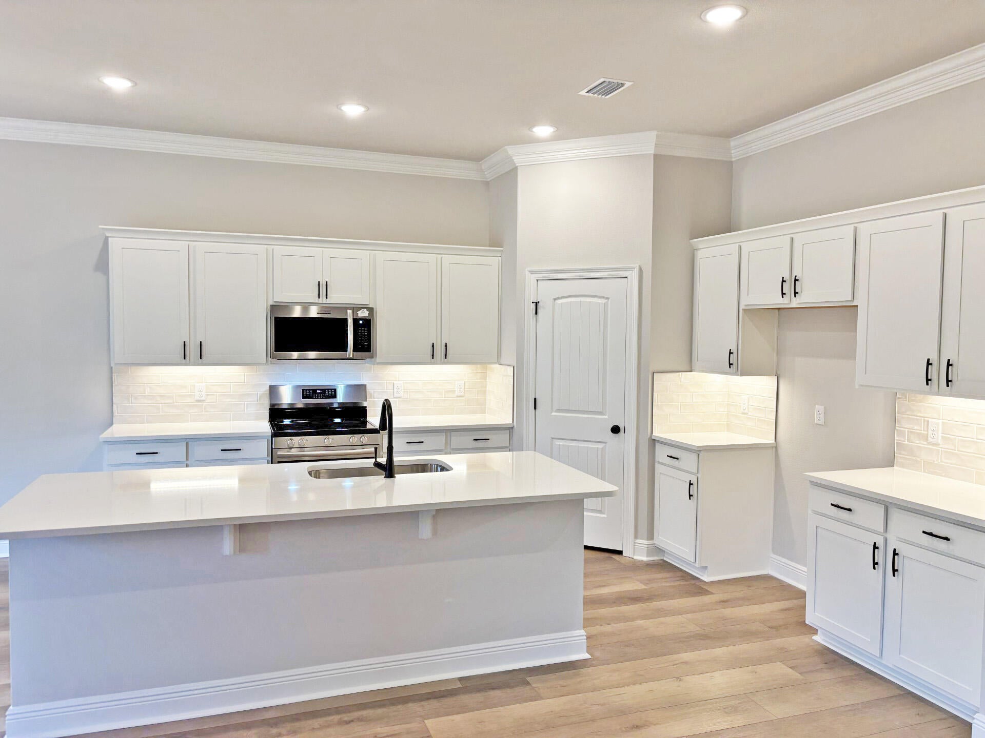 HOUSTON PLACE - Residential