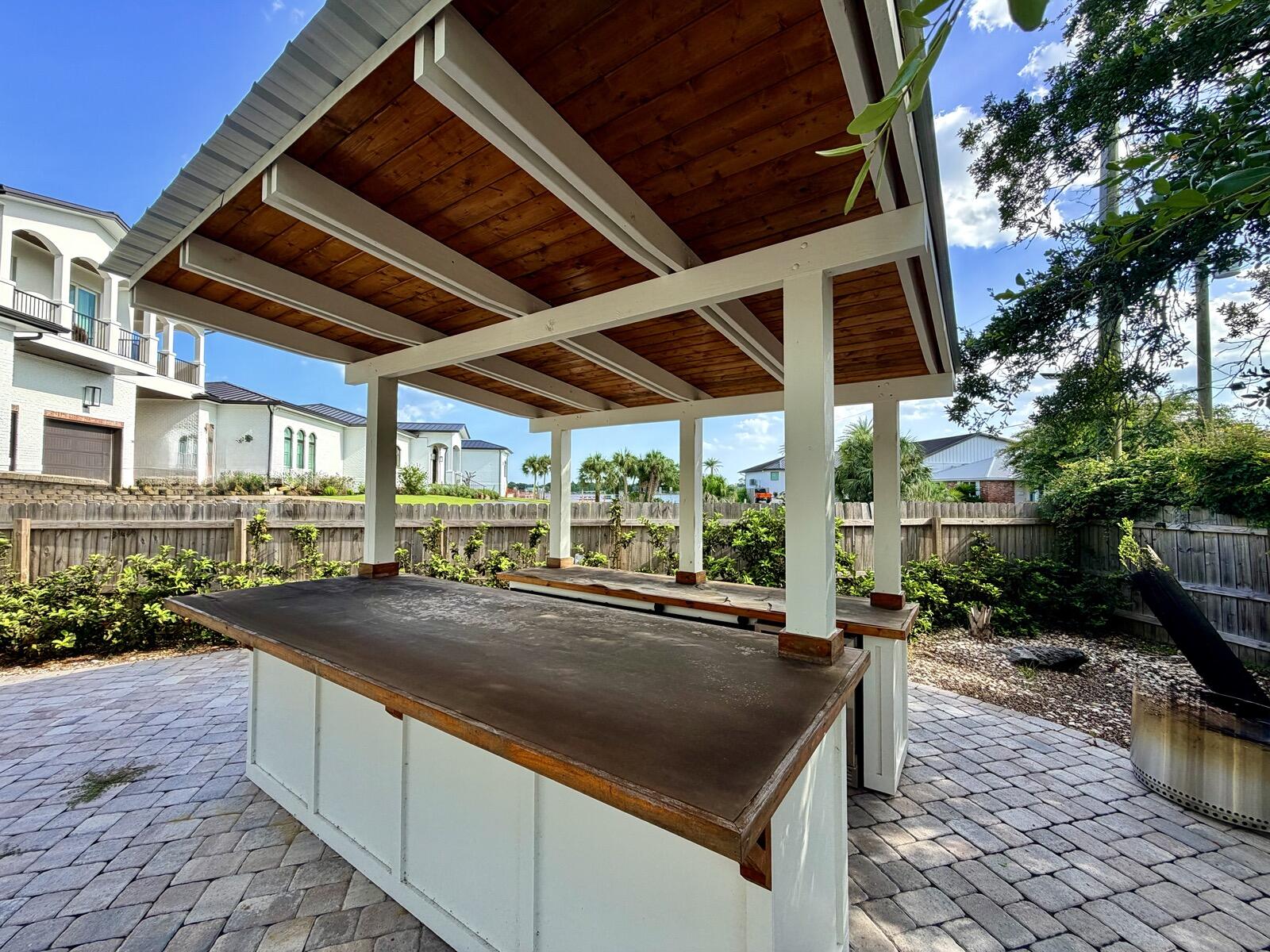 Hood Avenue (Elliott Point) - Residential