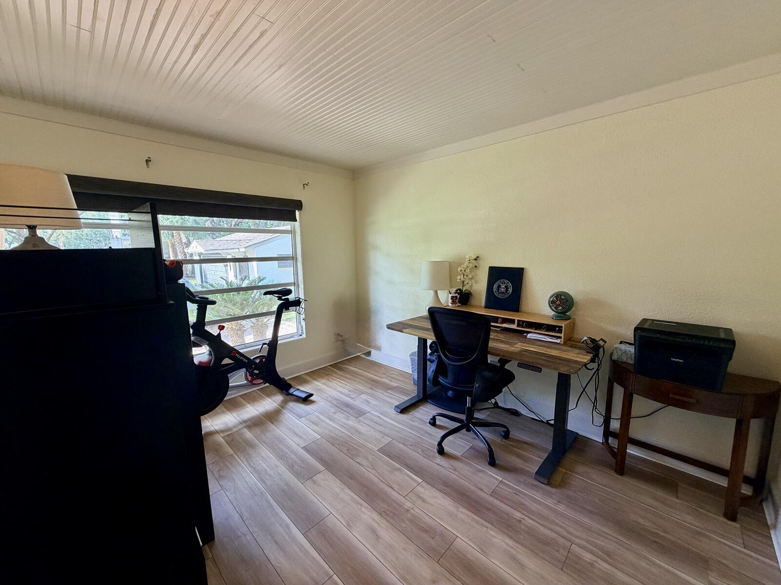 Hood Avenue (Elliott Point) - Residential