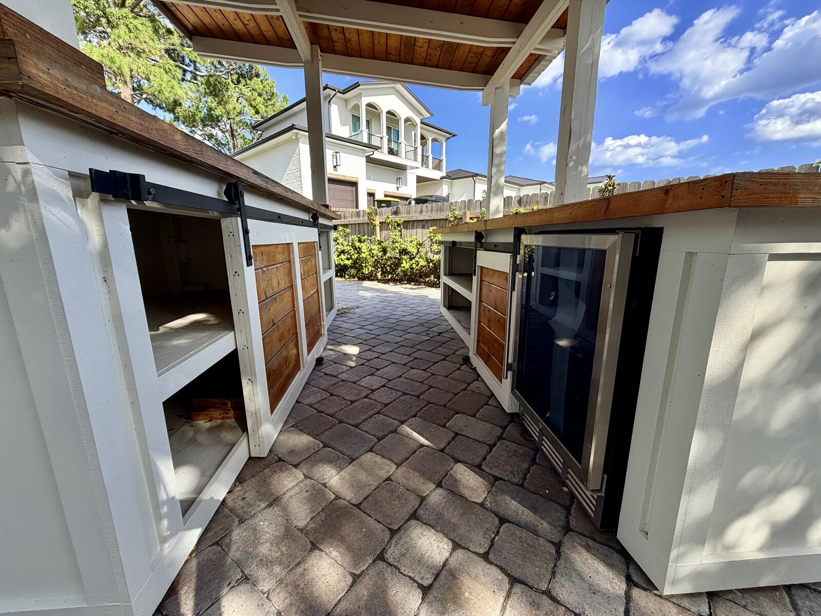 Hood Avenue (Elliott Point) - Residential