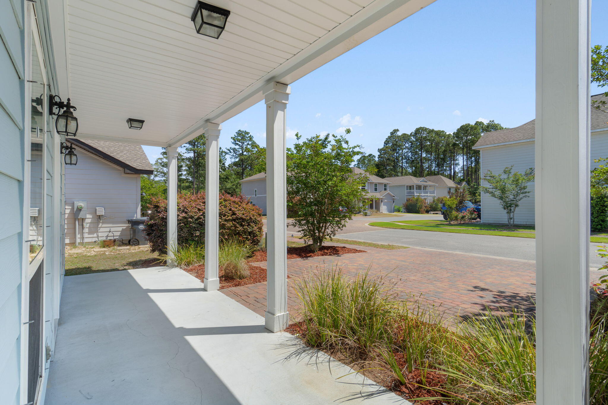 TRANQUILITY BY THE BAY - Residential