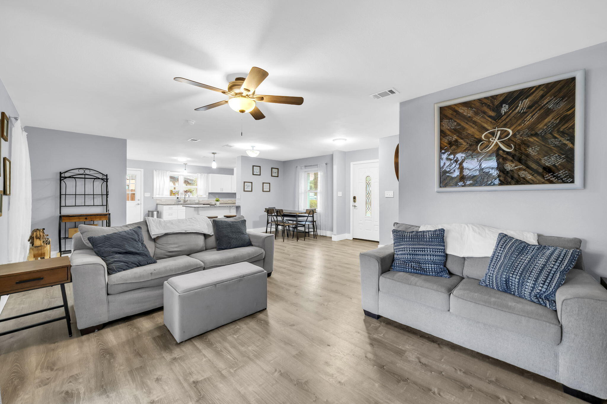 MIDPINES - Residential
