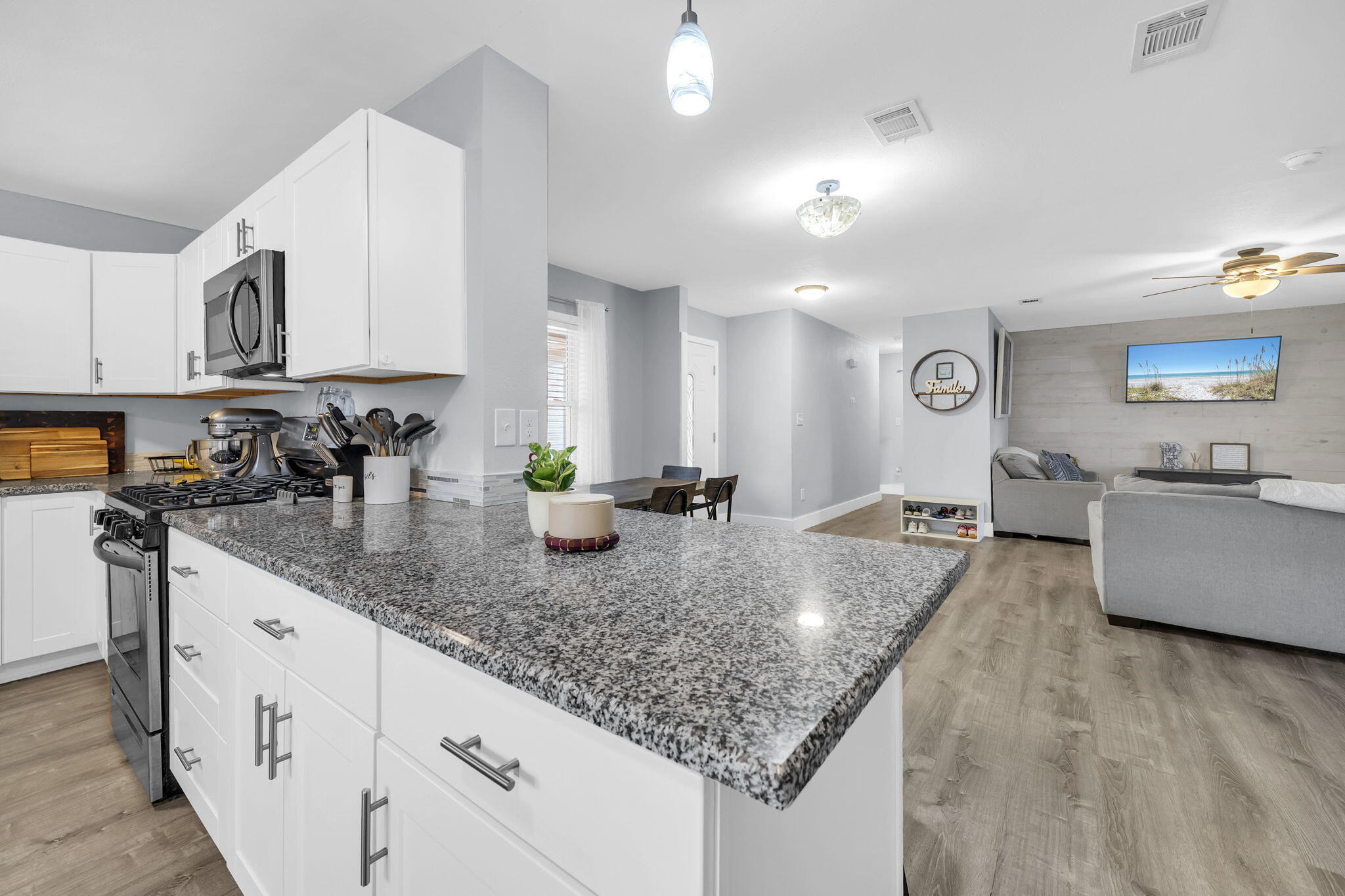 MIDPINES - Residential