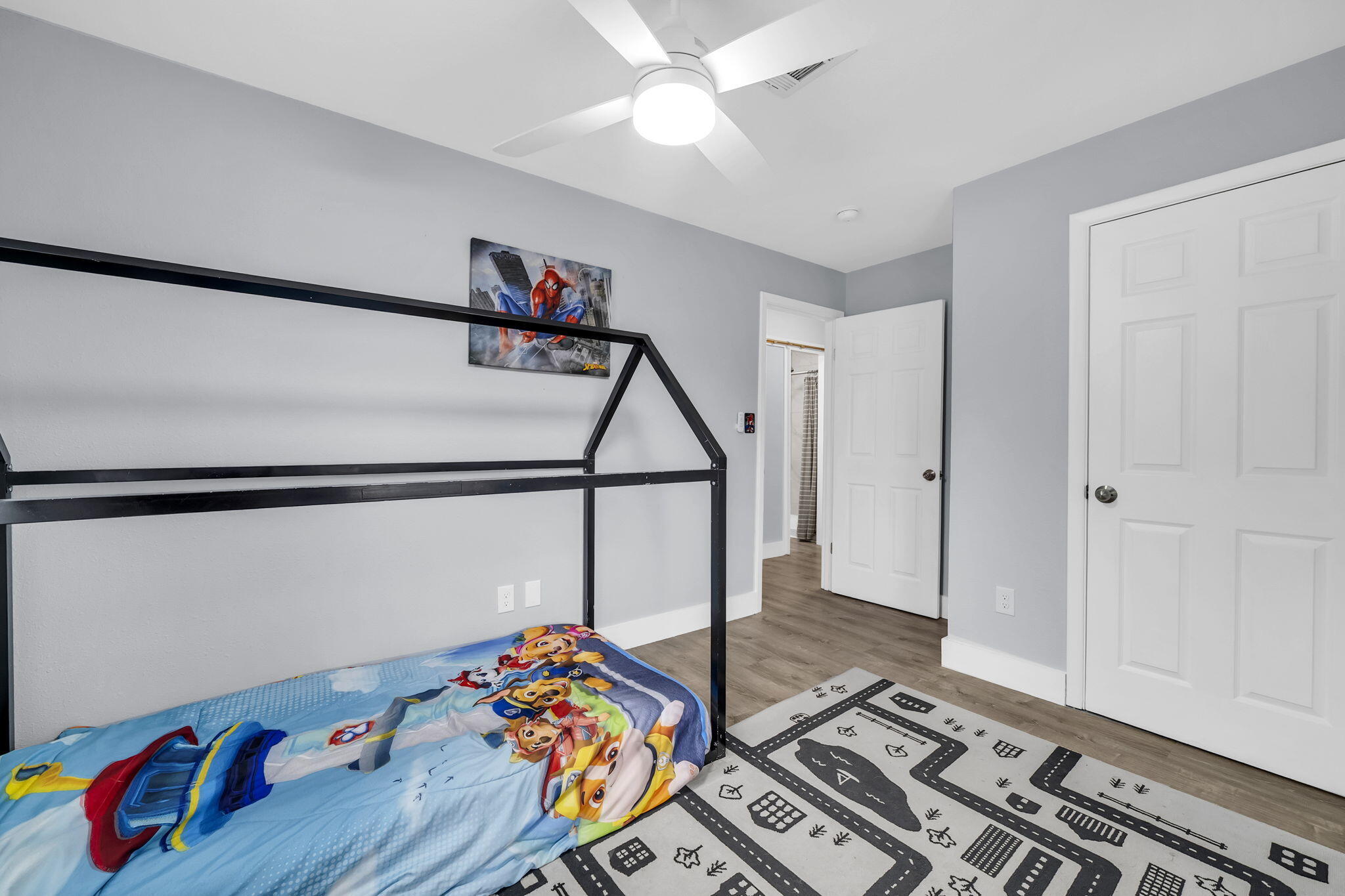 MIDPINES - Residential
