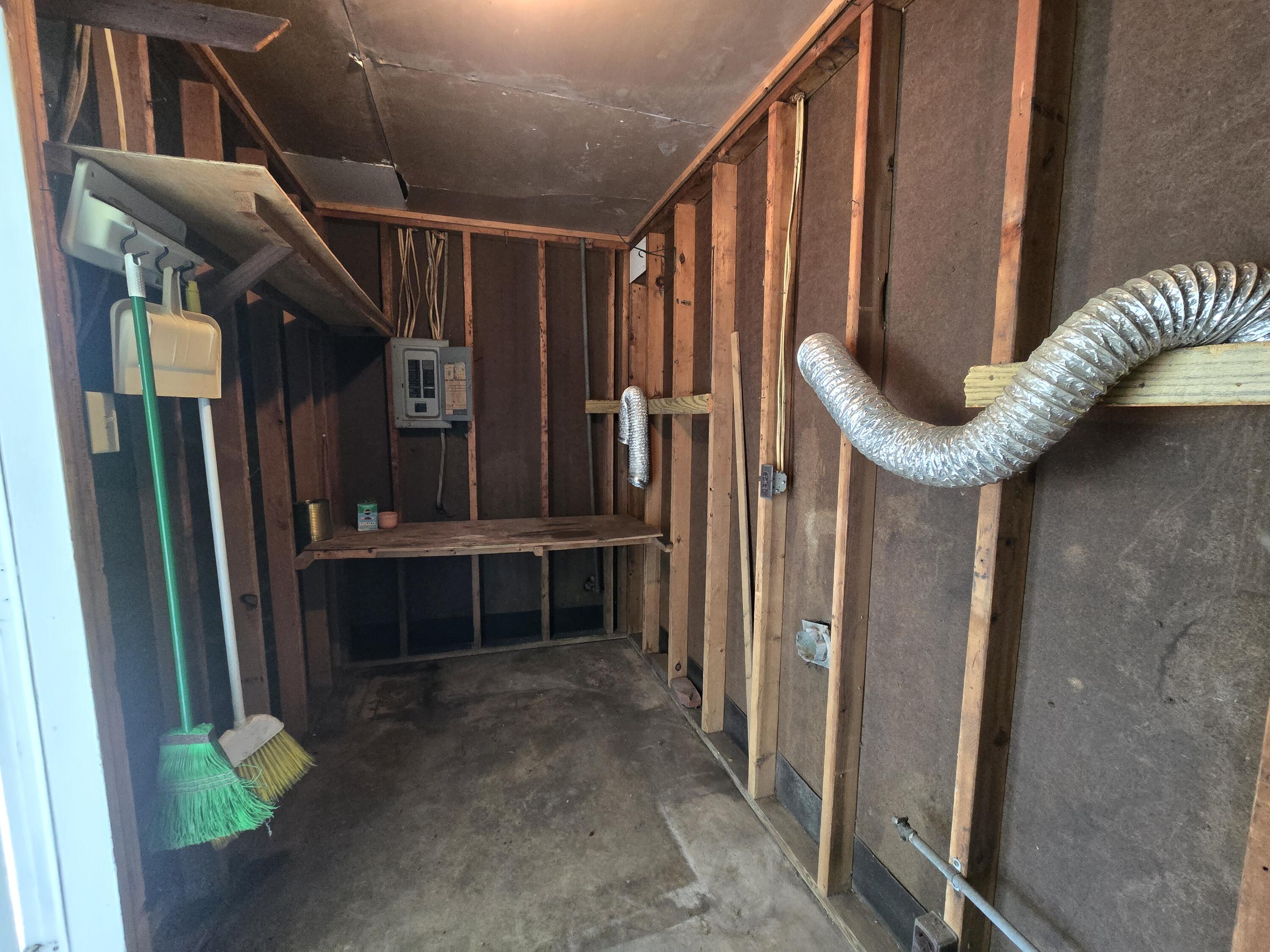 OAKLAND HEIGHTS 1ST ADDN - Residential