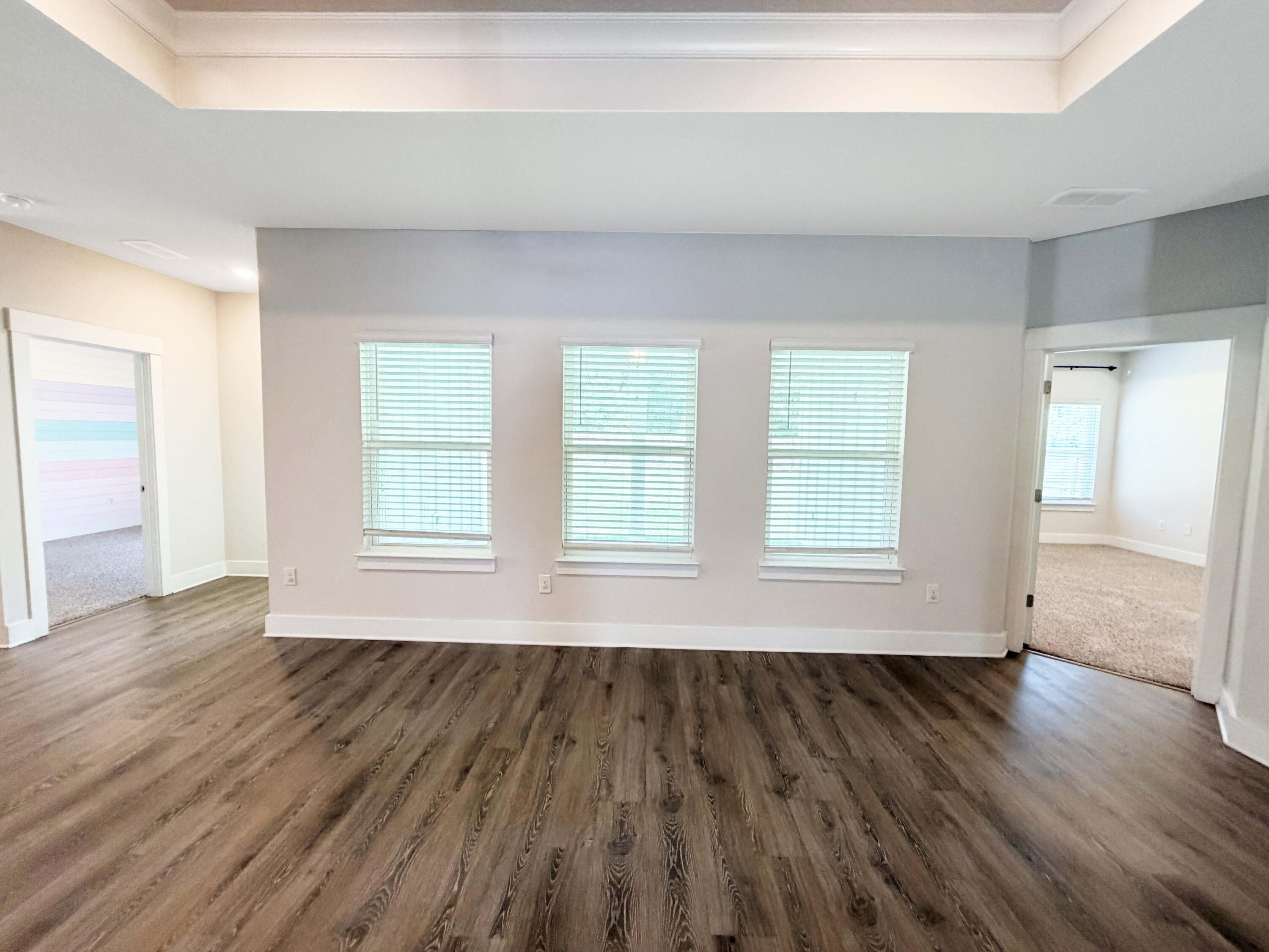 HILLWOOD ESTATES - Residential