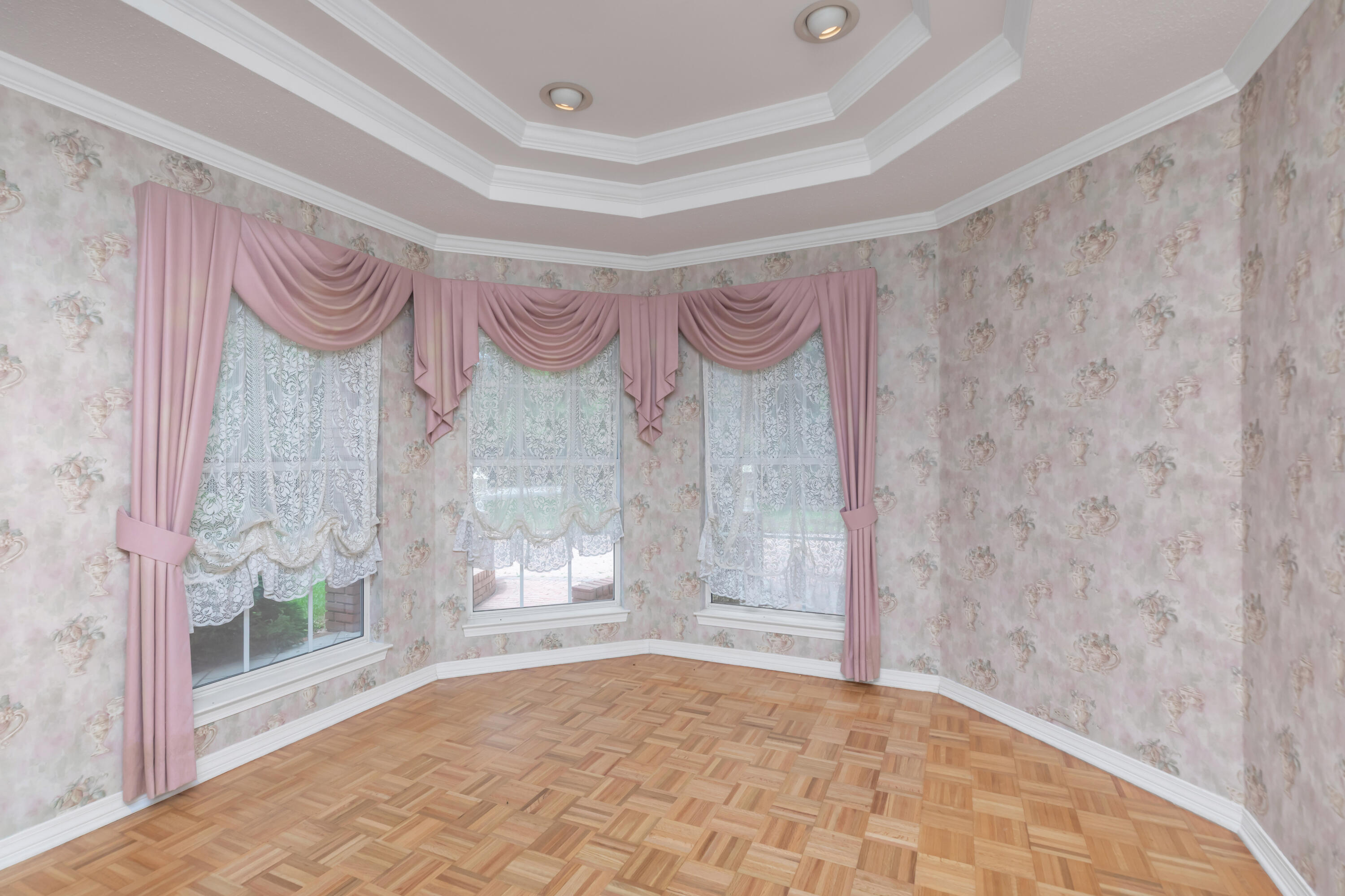 SAVANNAH OAKS - Residential