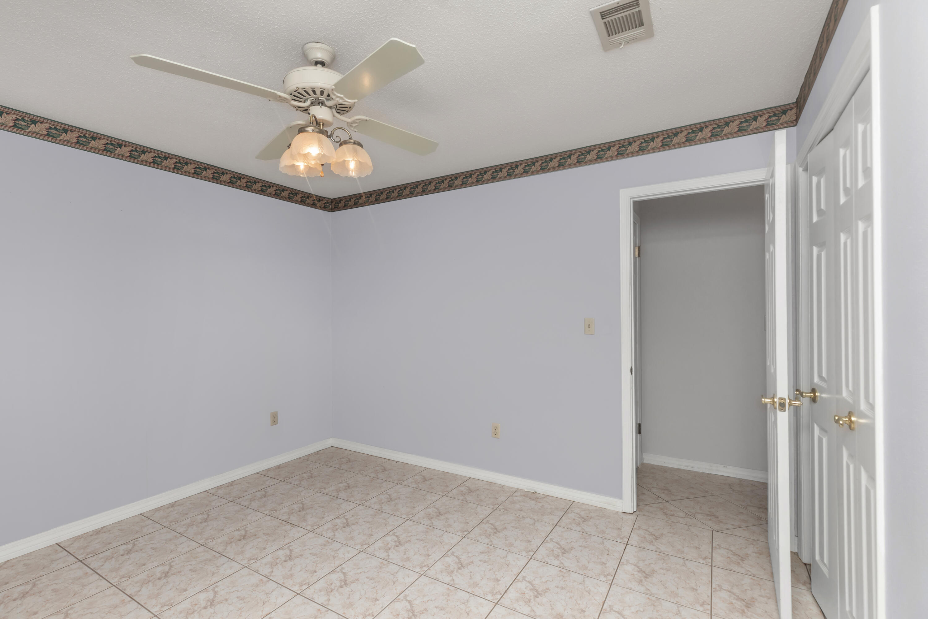 SAVANNAH OAKS - Residential