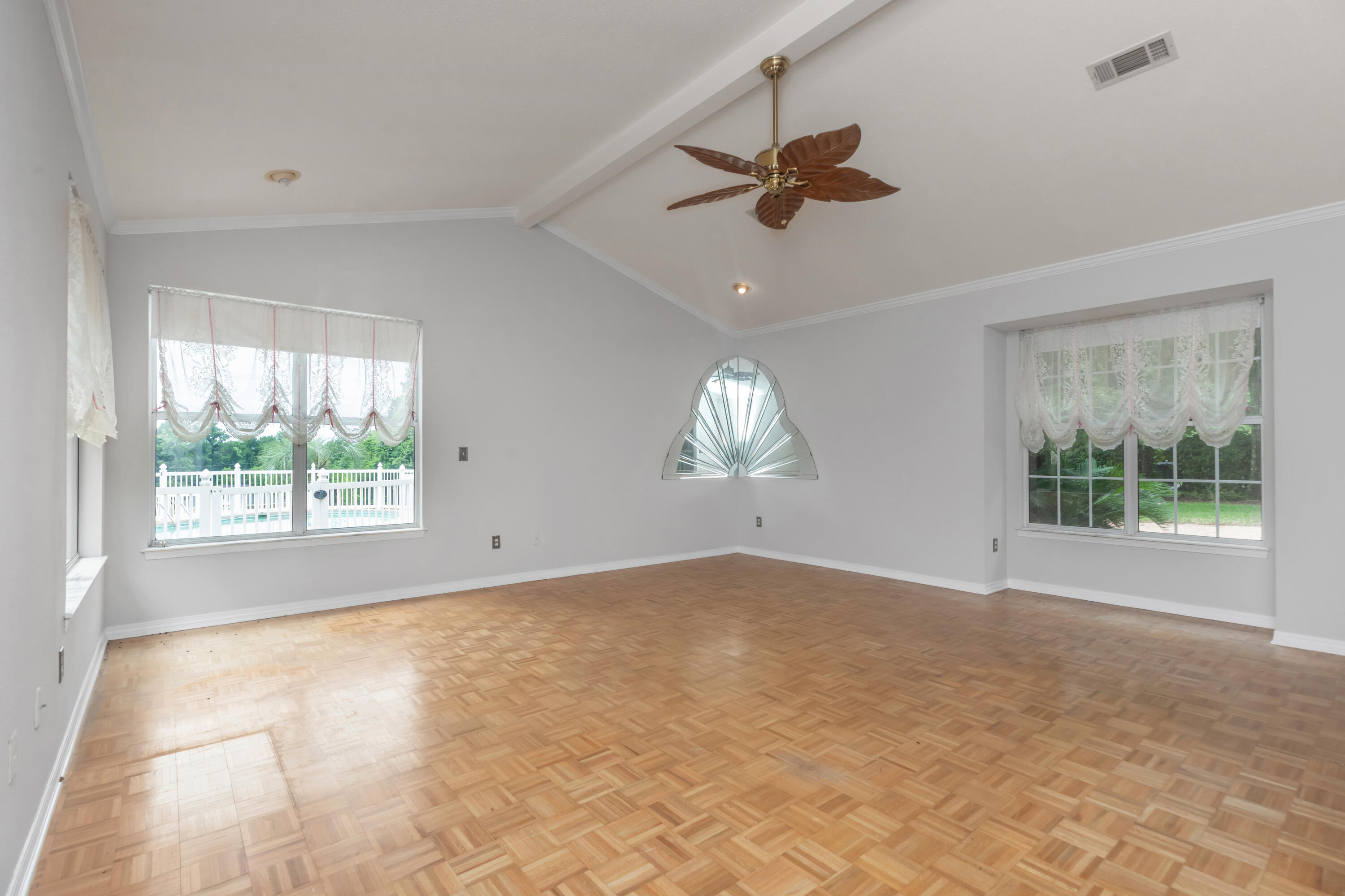 SAVANNAH OAKS - Residential