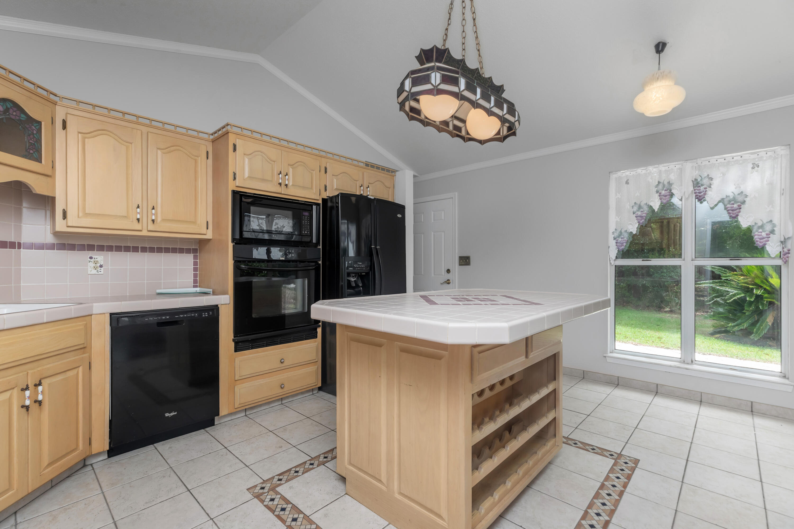 SAVANNAH OAKS - Residential