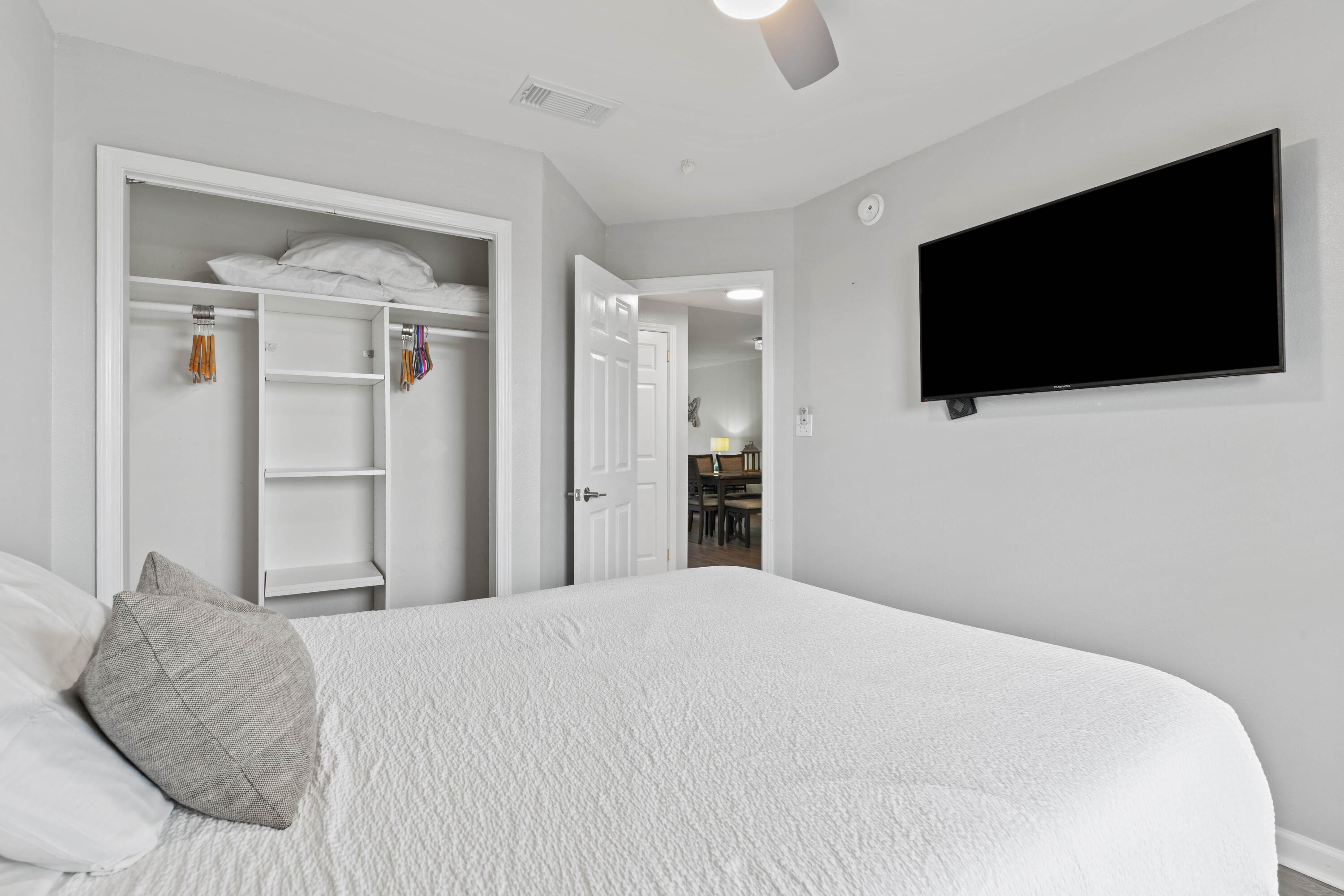 CIBONEY CONDO - Residential