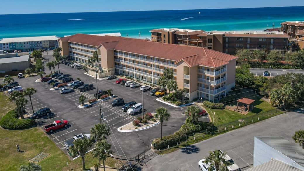 CIBONEY CONDO - Residential