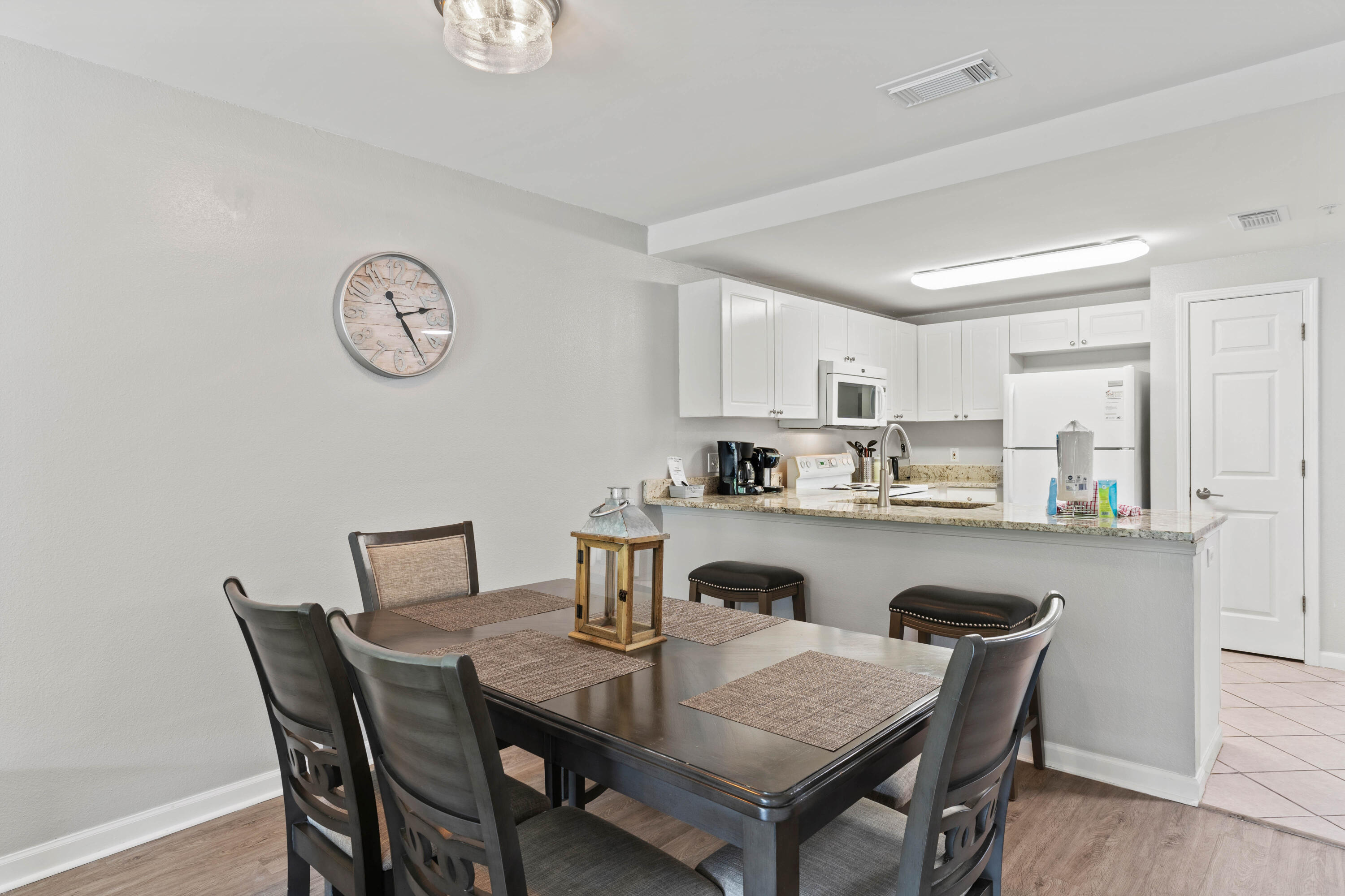 CIBONEY CONDO - Residential