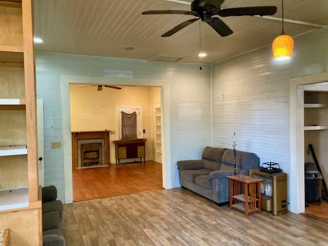 TOWN OF DEFUNIAK SPRINGS - Residential