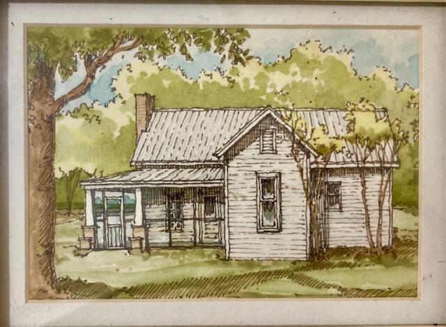 A DIAMOND IN THE ROUGH -- This is your chance to obtain a historic 2BR 1 BA home on THREE CITY LOTS located in the heart of DeFuniak Springs.  Within walking distance to downtown and the DFS Historic District and The Lakeyard.  This historic cottage needs some love and attention, but is currently livable and could make a good first home or rental unit. The house features some beautiful original flooring, painted beadboard walls and over 9' ceilings.  There are two additional vacant City lots included with this property! Cash Deal only.