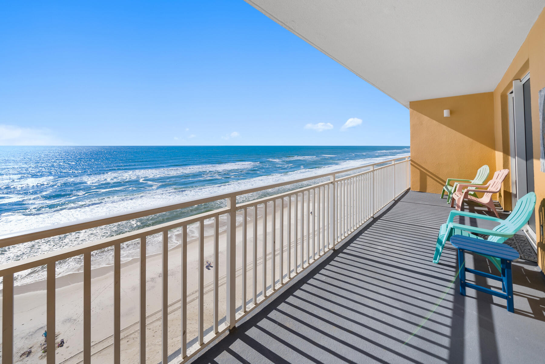 Splash Condo - Residential