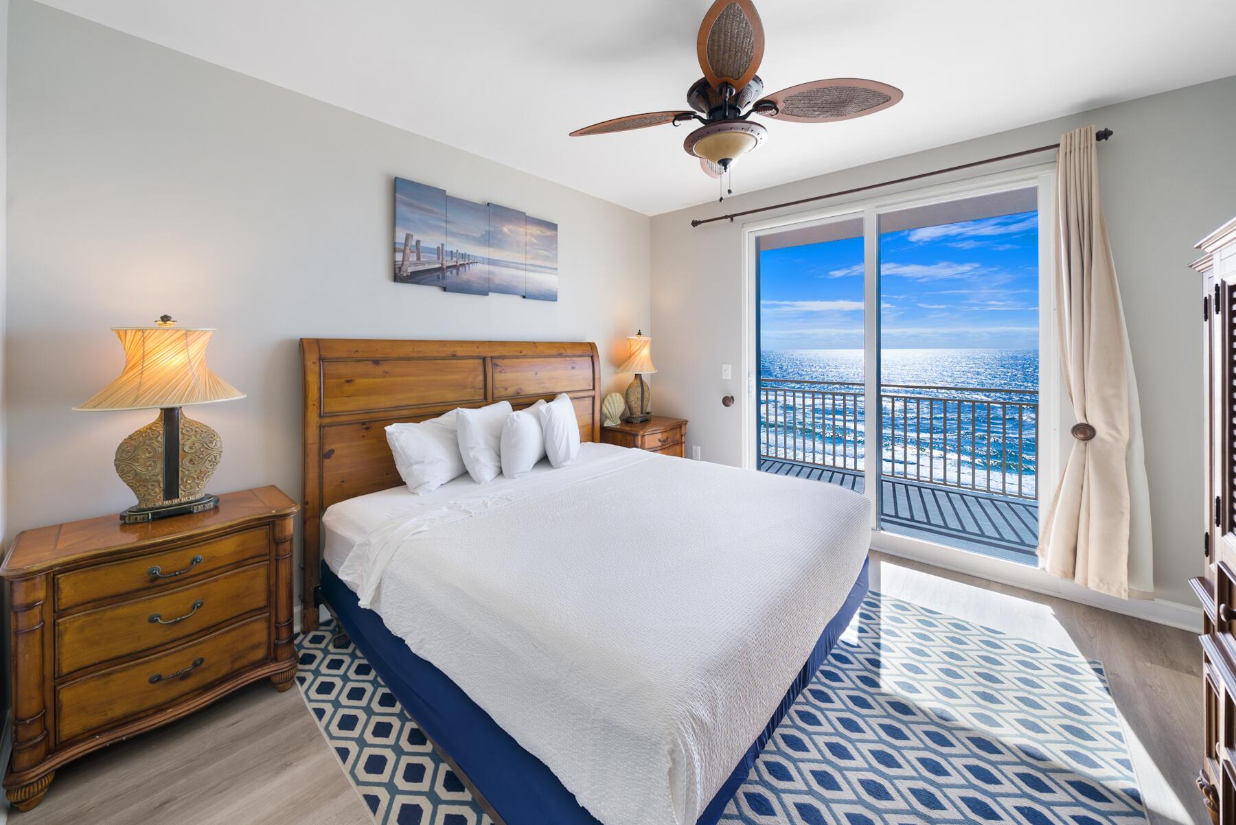 Splash Condo - Residential