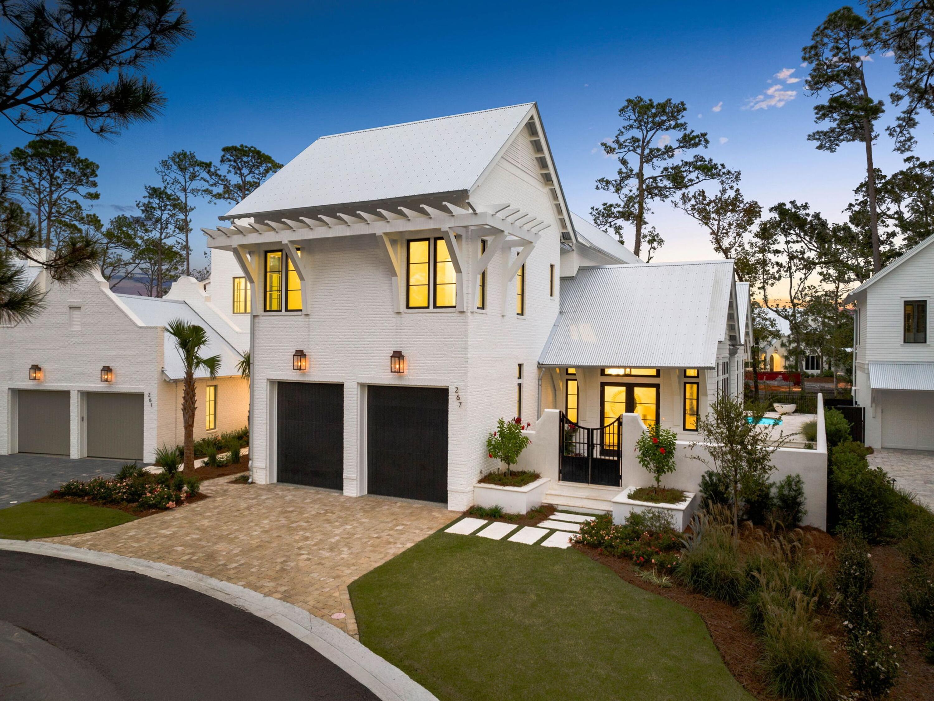 CHURCHILL OAKS - Residential