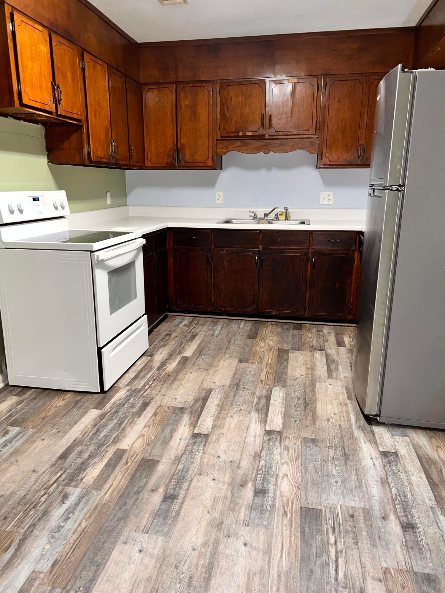 ARGYLE ACRES - Residential Lease