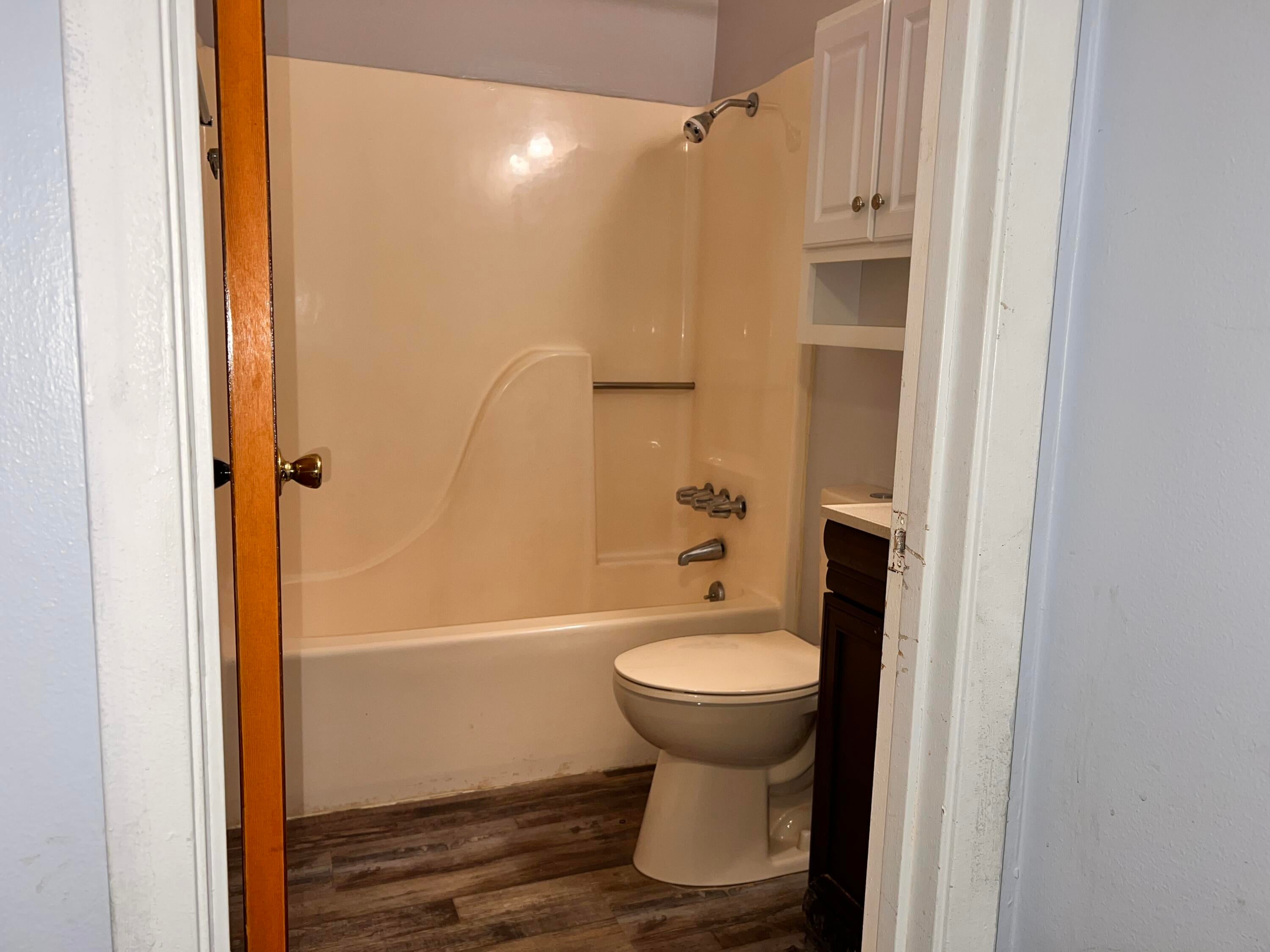 ARGYLE ACRES - Residential Lease