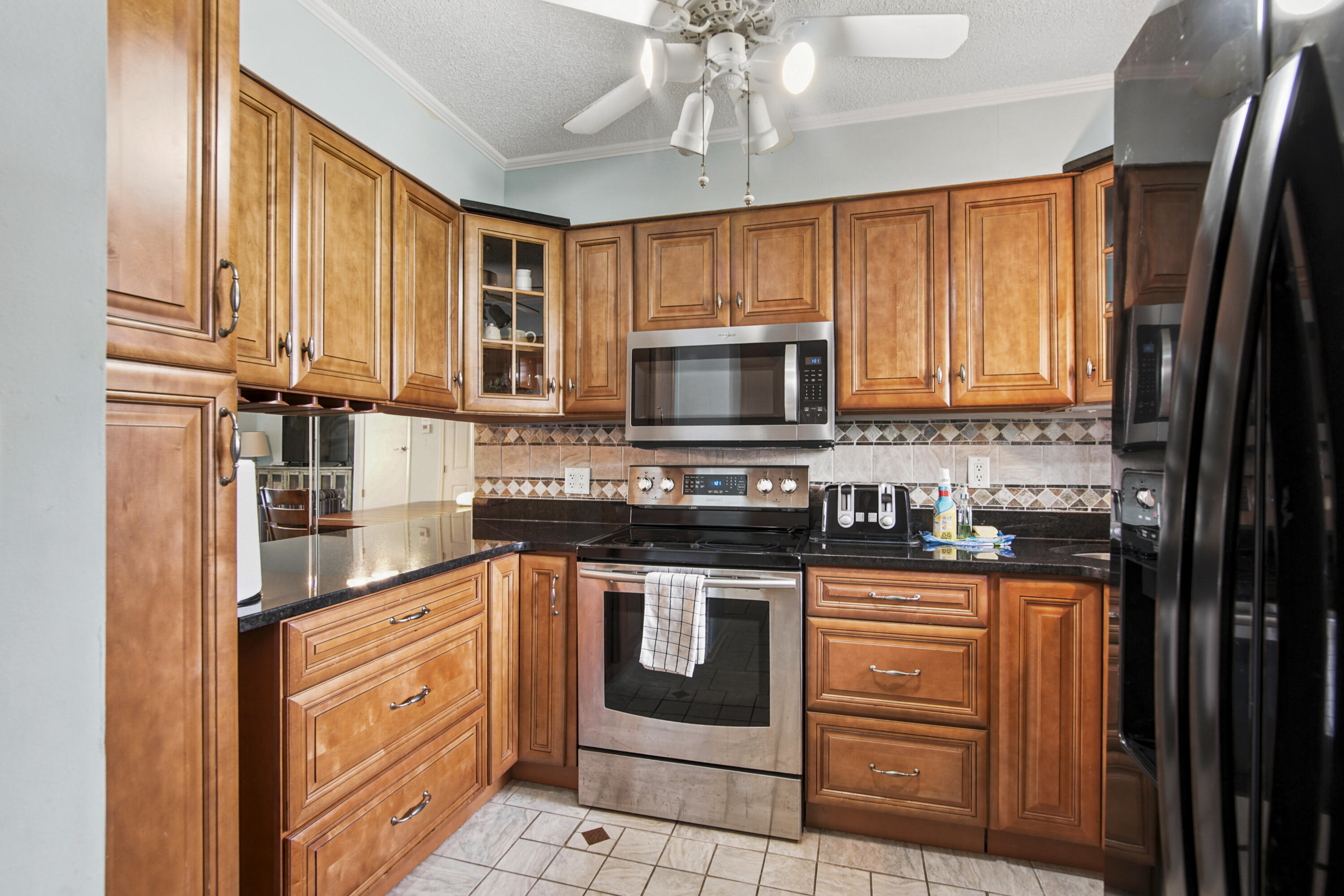 PORTSIDE CONDO - Residential