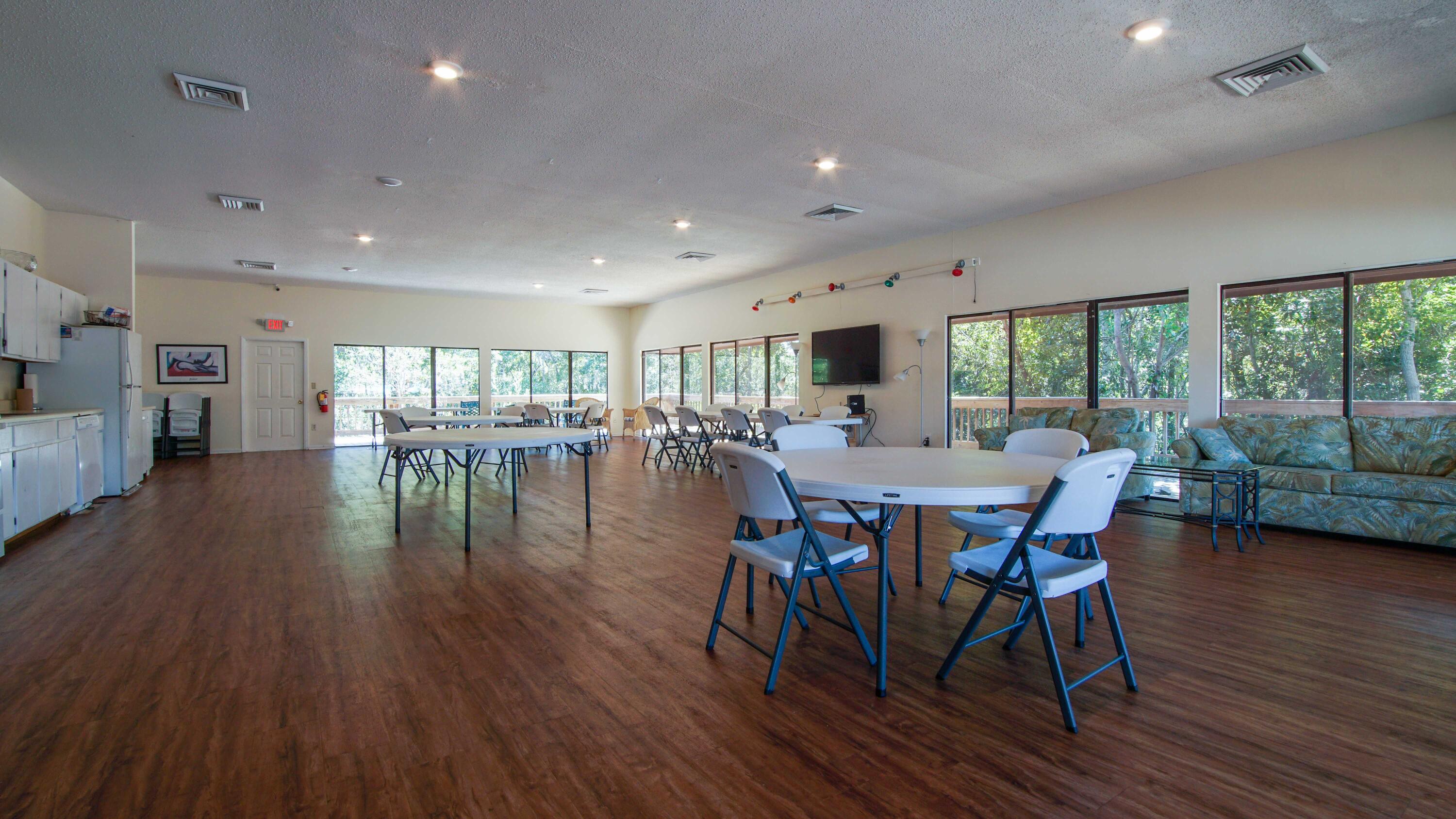 PORTSIDE CONDO - Residential
