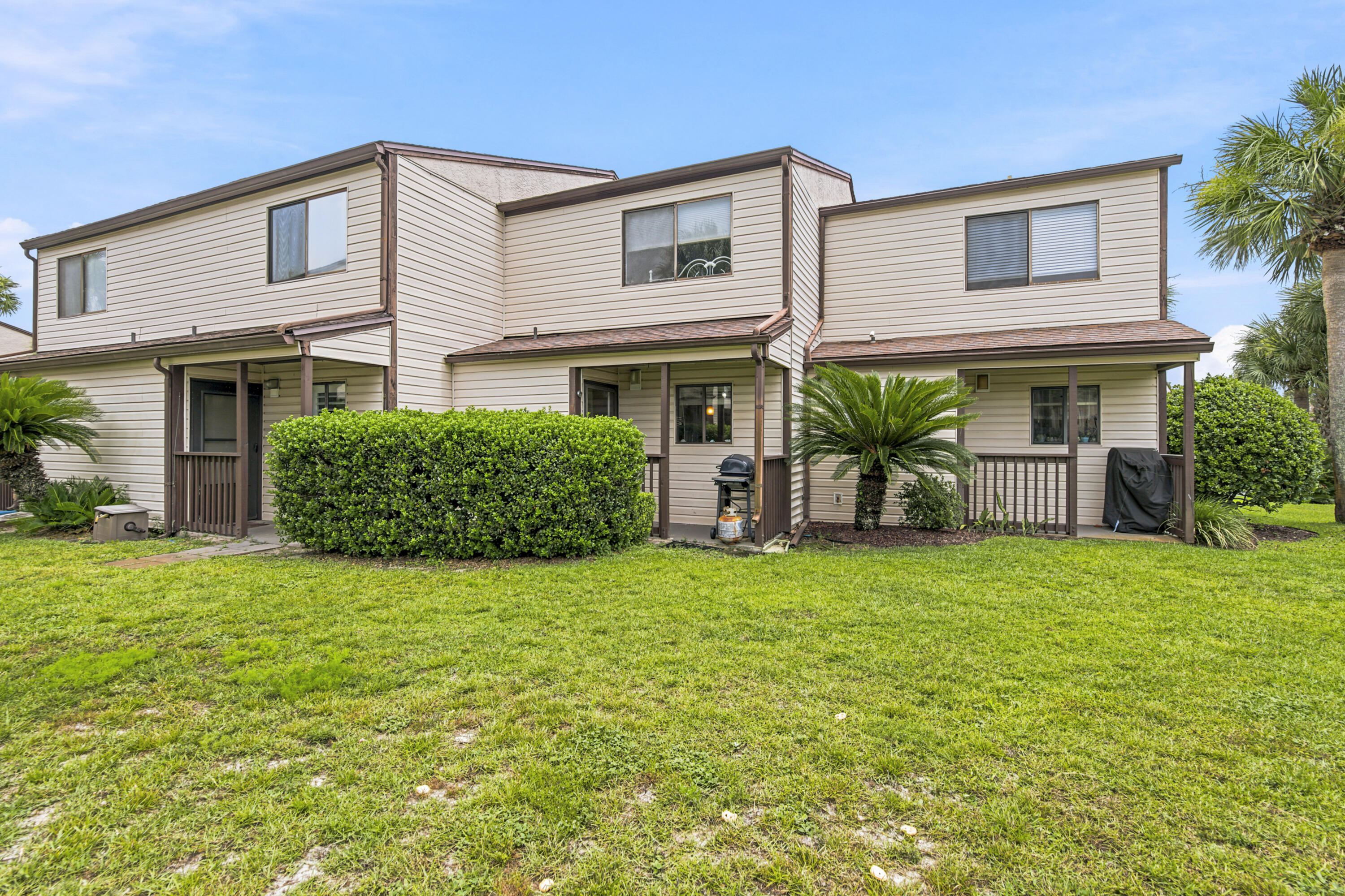 PORTSIDE CONDO - Residential