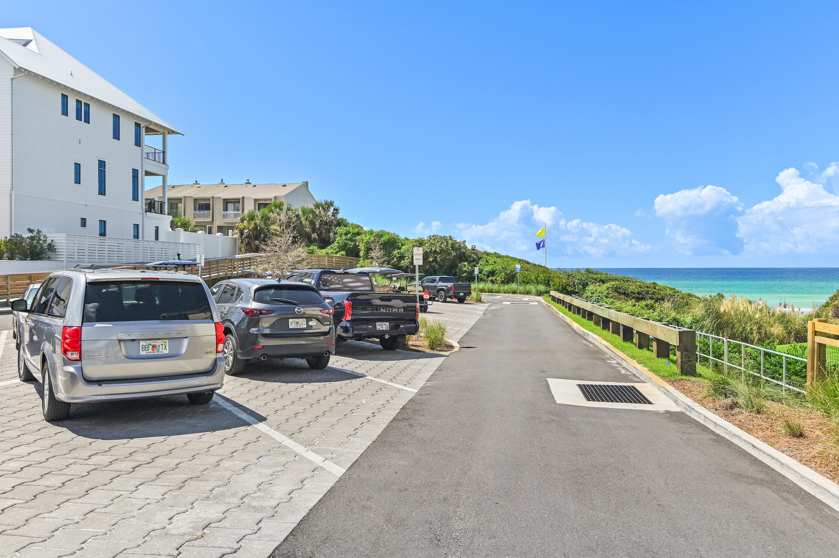 CASSINE VILLAGE - Residential