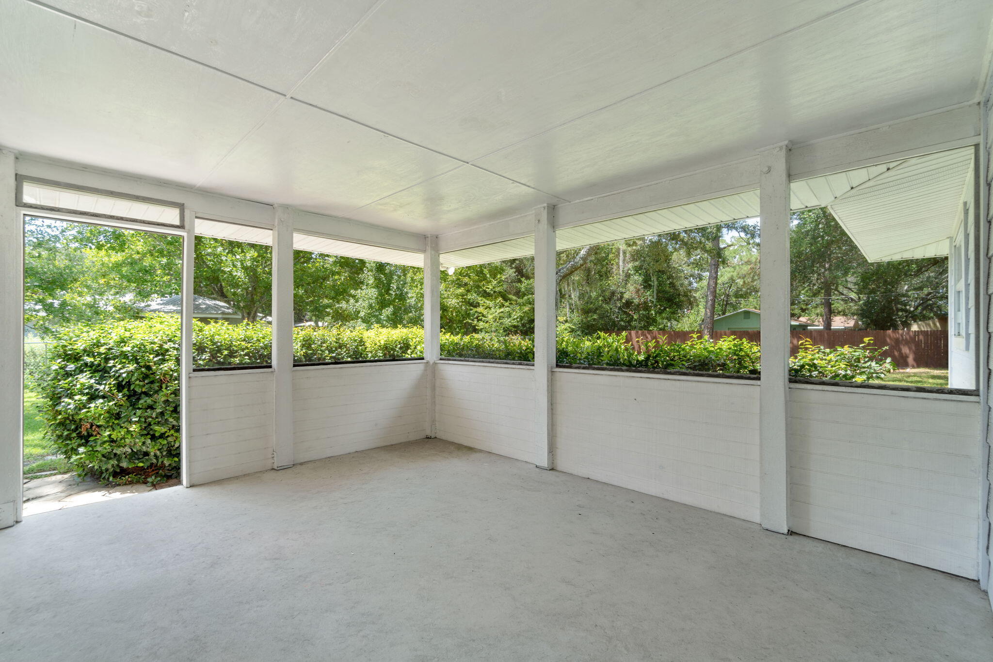 GARNIERS BEACH - Residential
