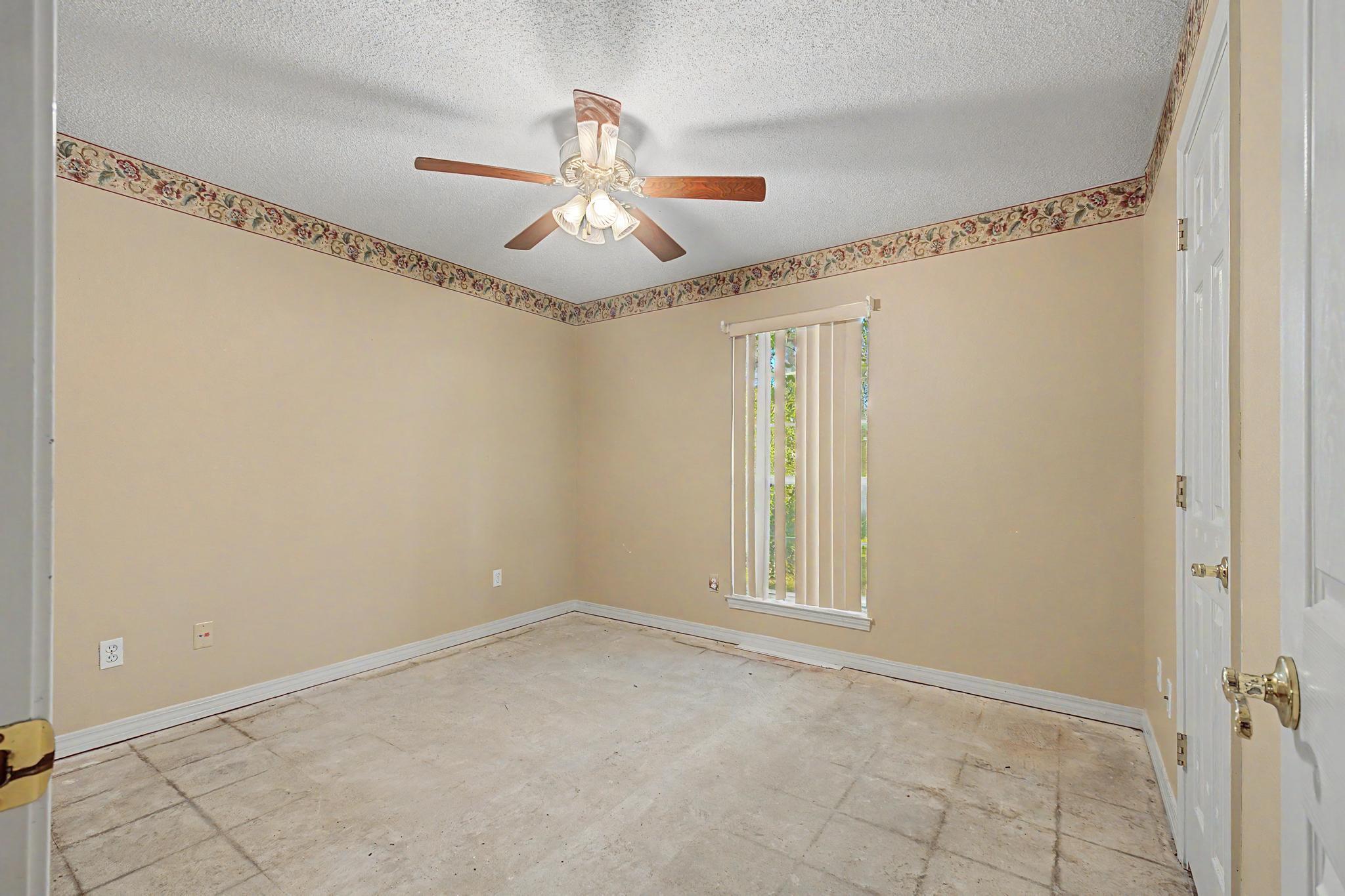 BAREFOOT CREEK - Residential