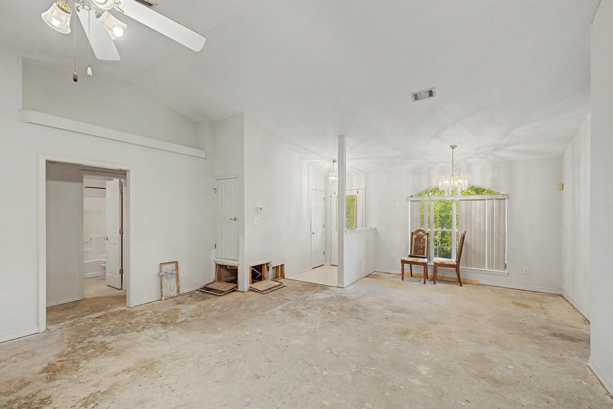 BAREFOOT CREEK - Residential
