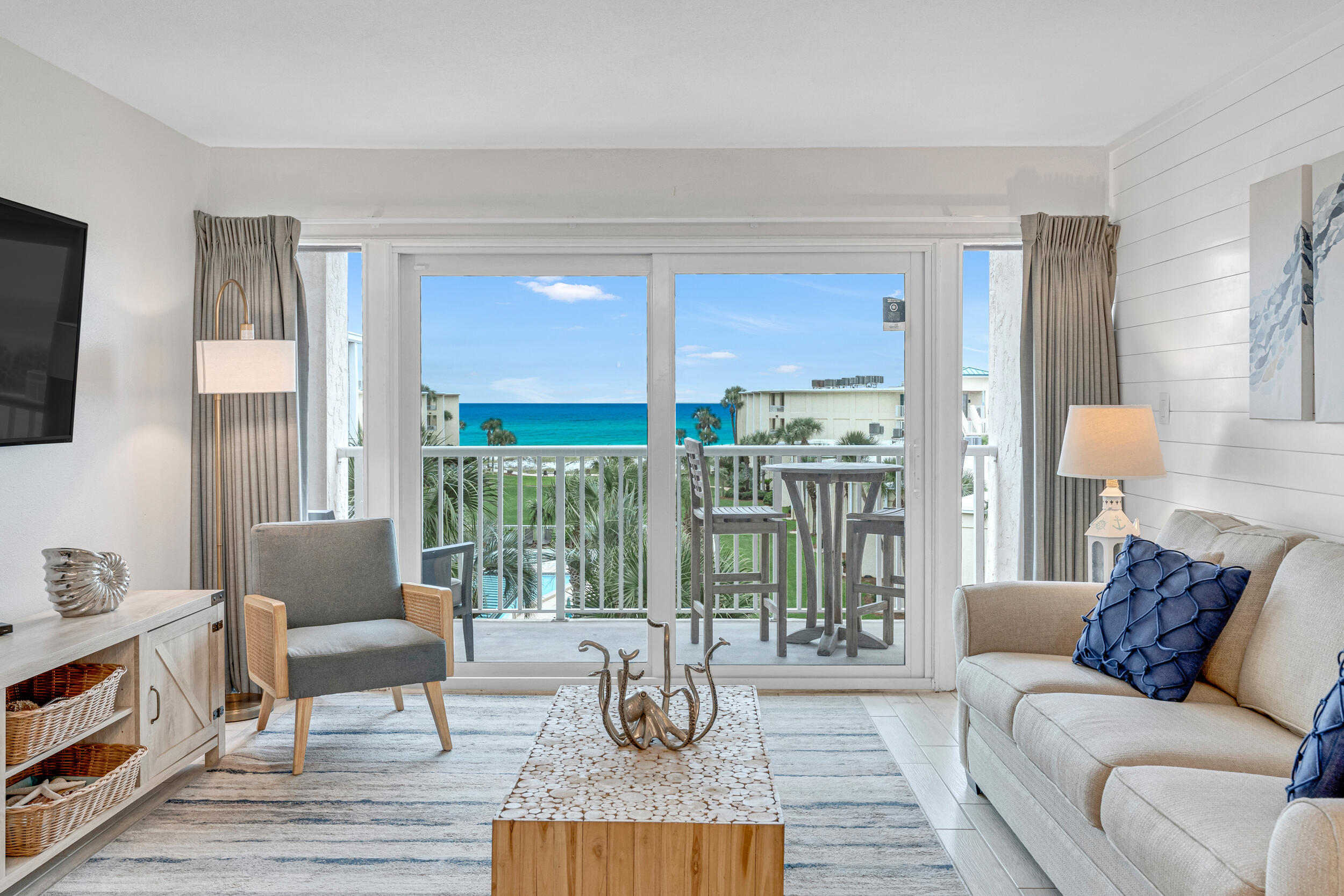 SILVER DUNES CONDO - Residential