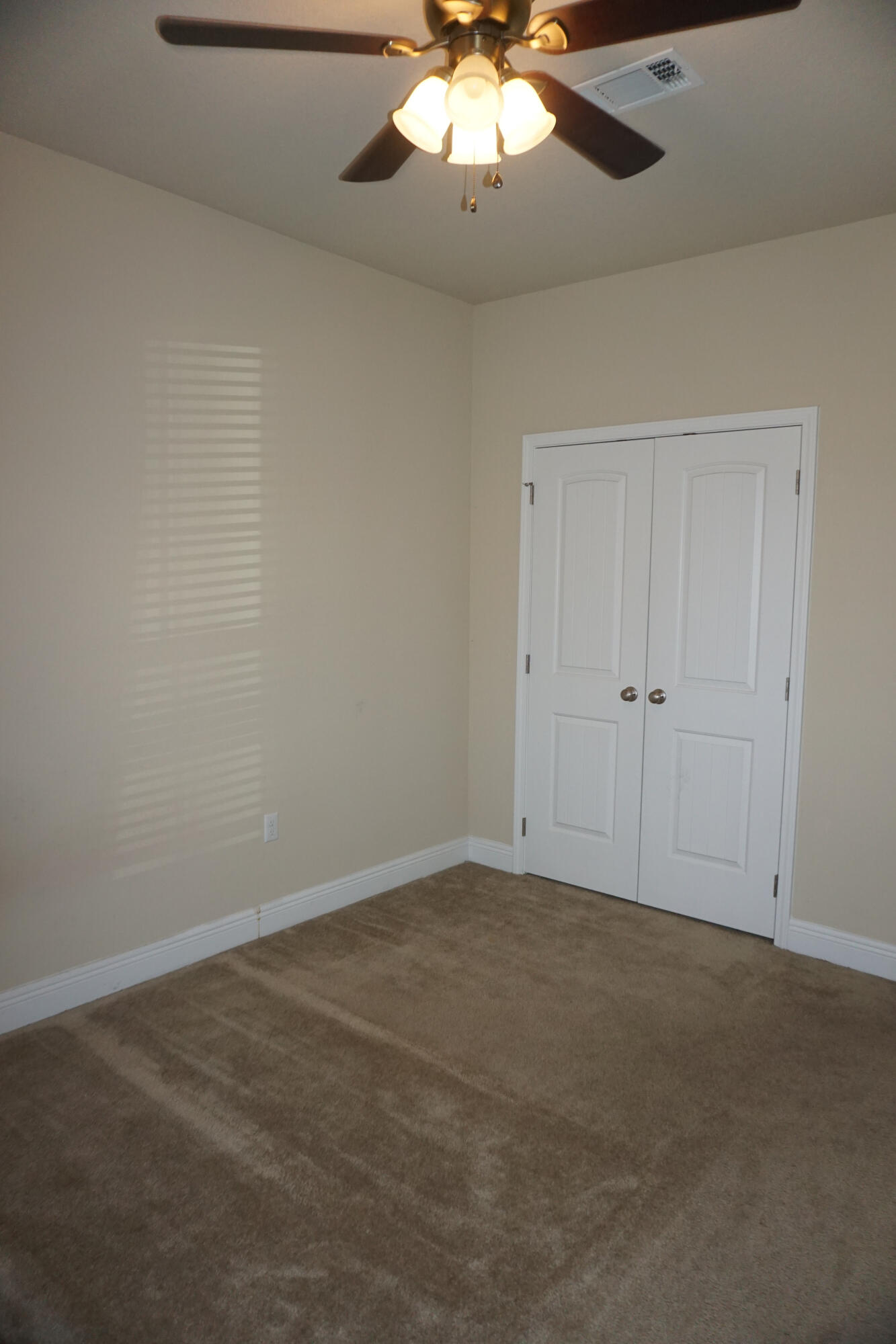 LIBERTY OAKS - Residential Lease