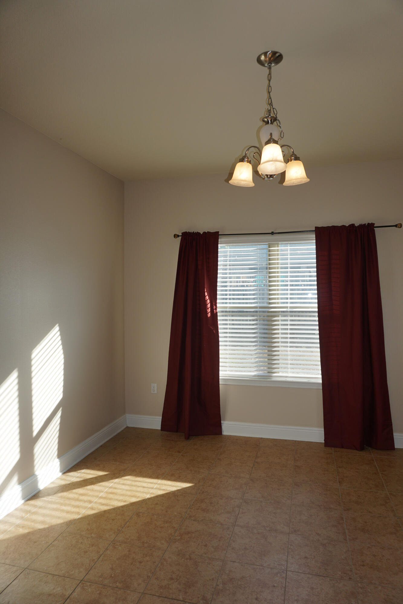 LIBERTY OAKS - Residential Lease