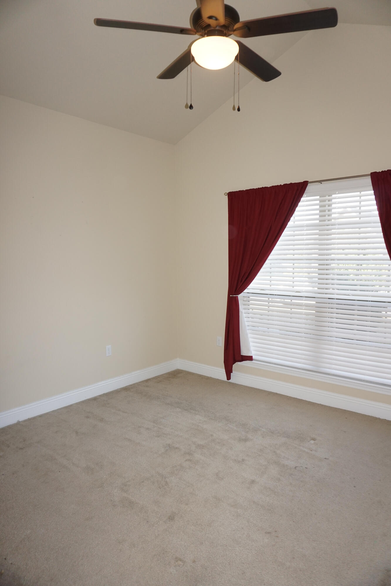 LIBERTY OAKS - Residential Lease