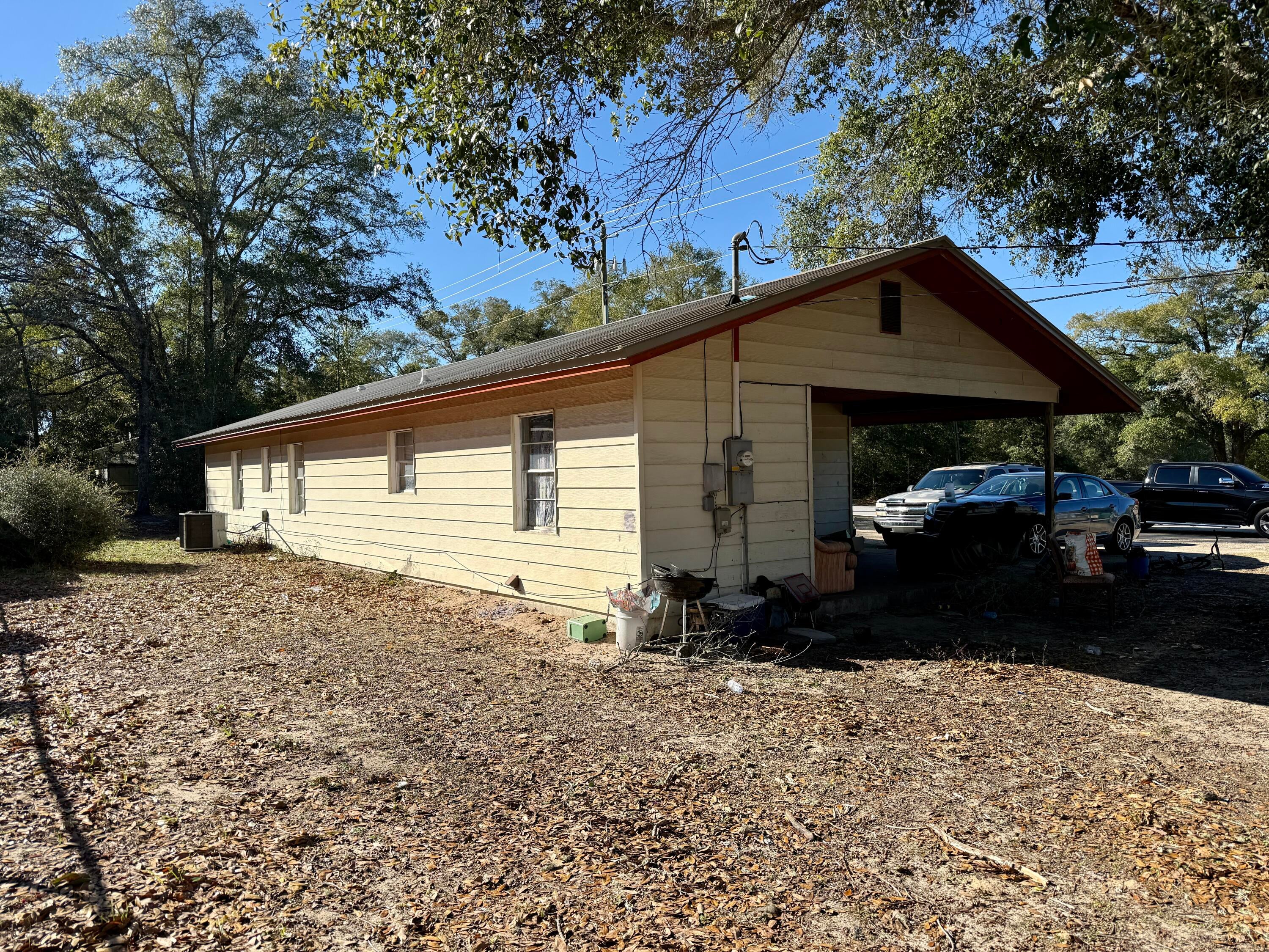NO RECORDED SUBDIVISION - Residential