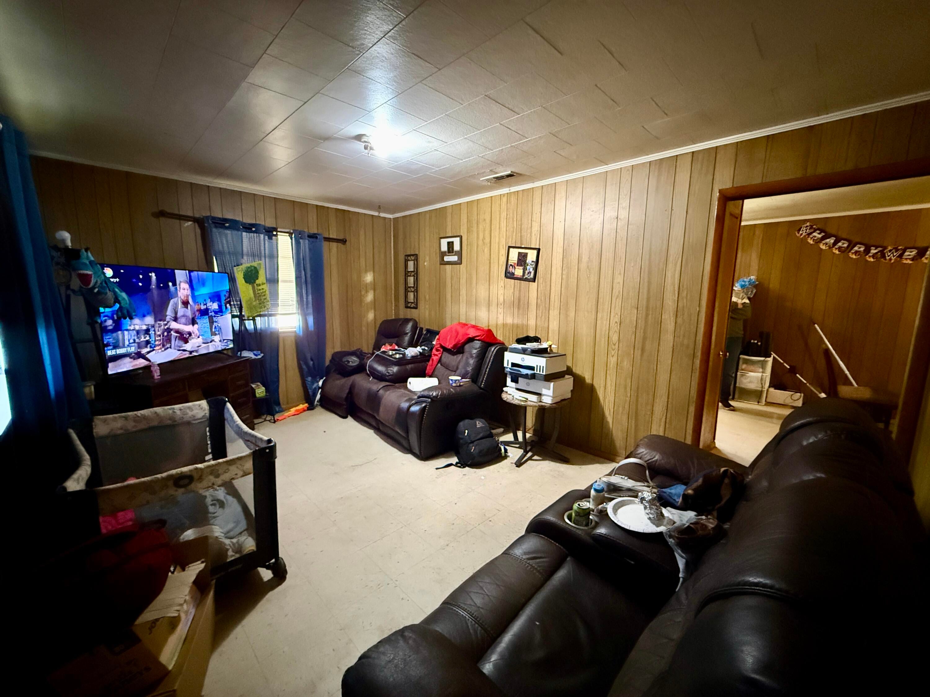 NO RECORDED SUBDIVISION - Residential