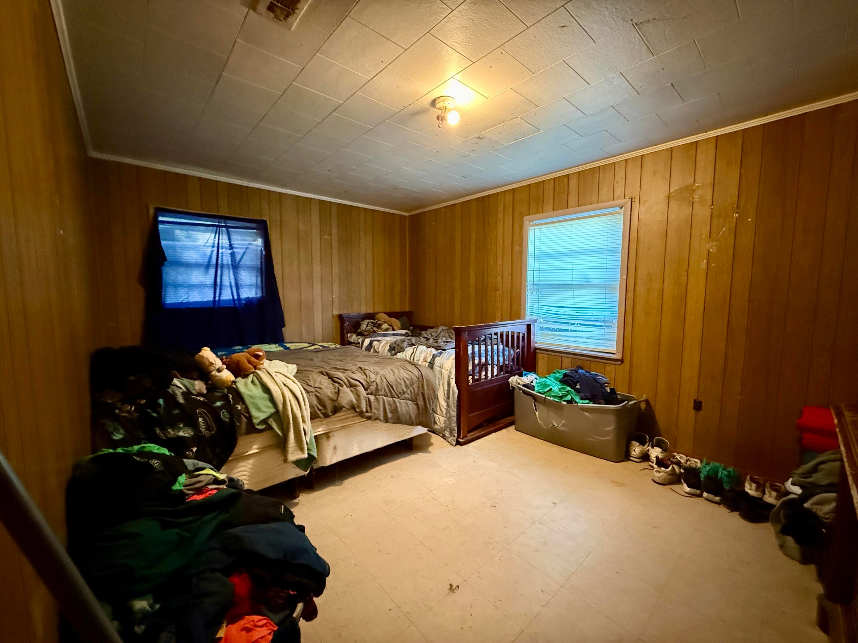 NO RECORDED SUBDIVISION - Residential