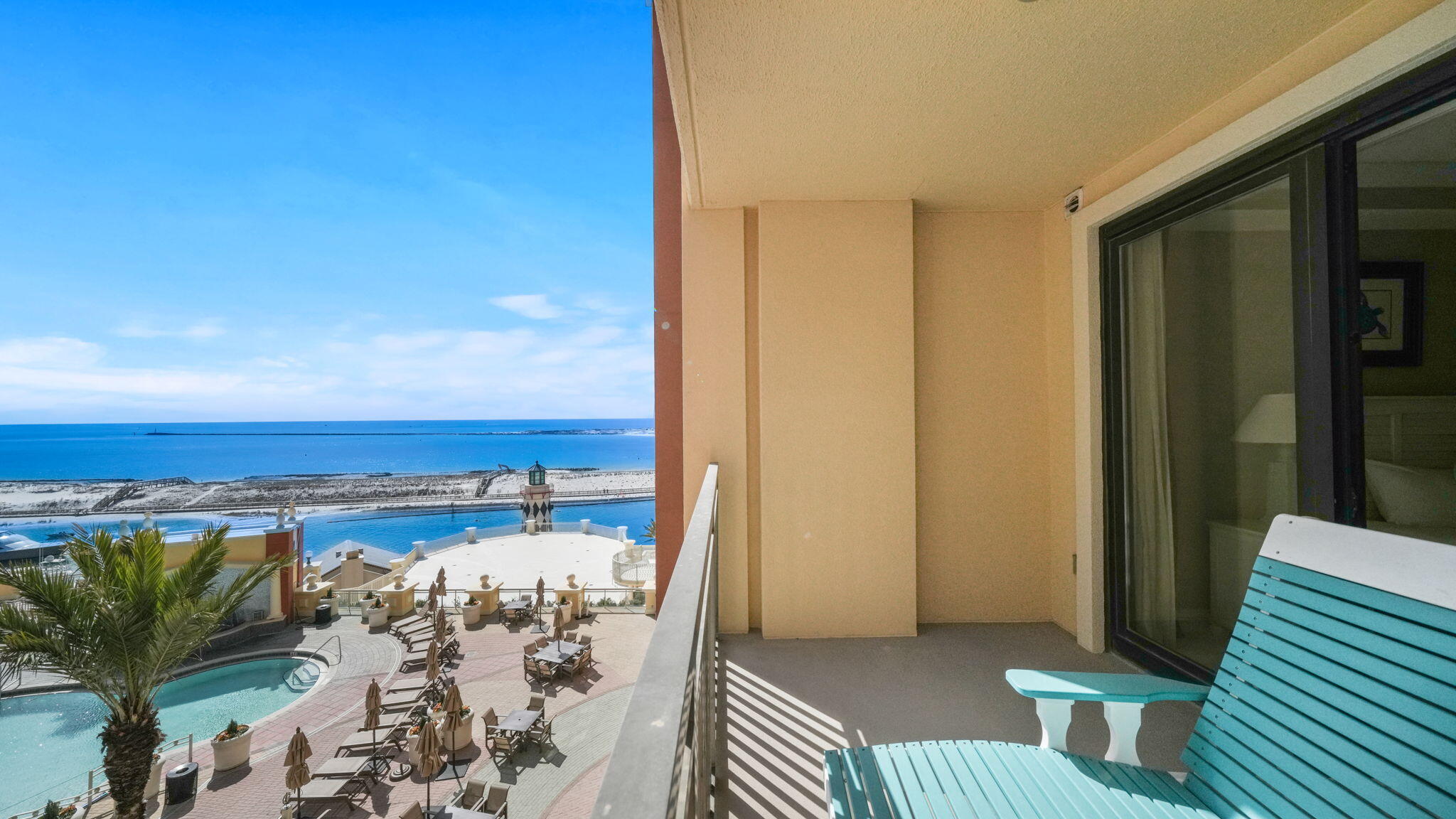 EMERALD GRANDE - Residential