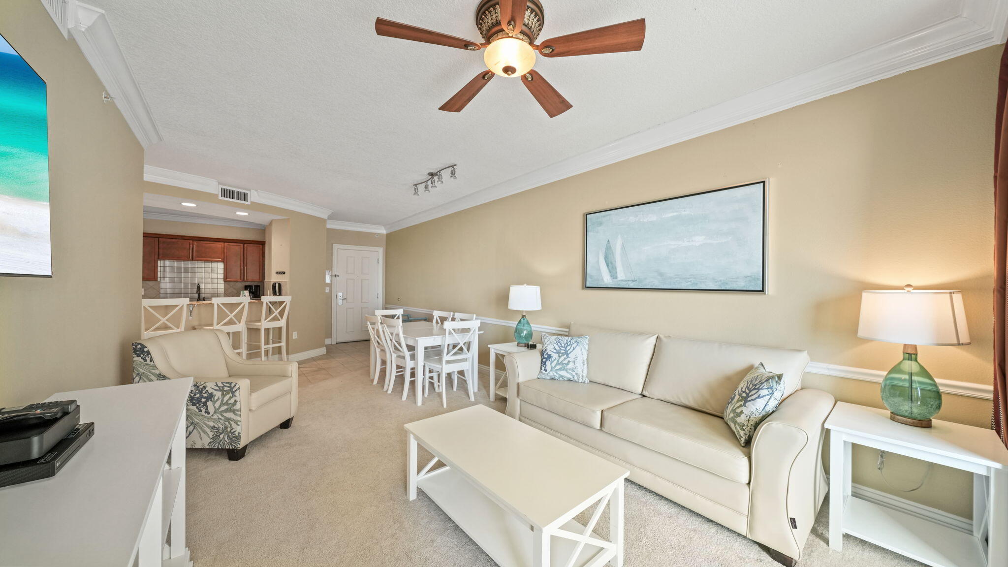 EMERALD GRANDE - Residential