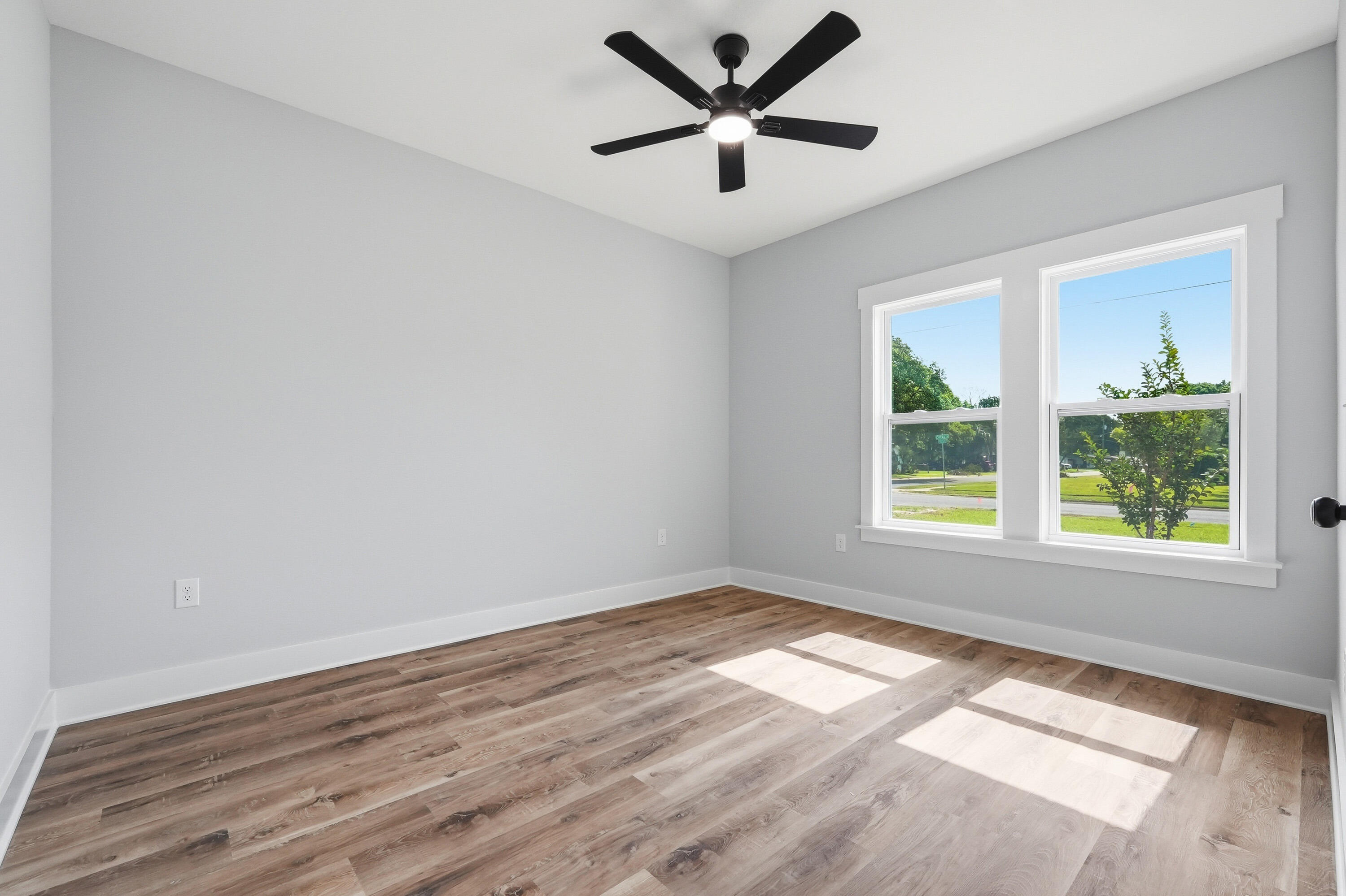 SANTASIA PARK LOT 5 BLK A - Residential