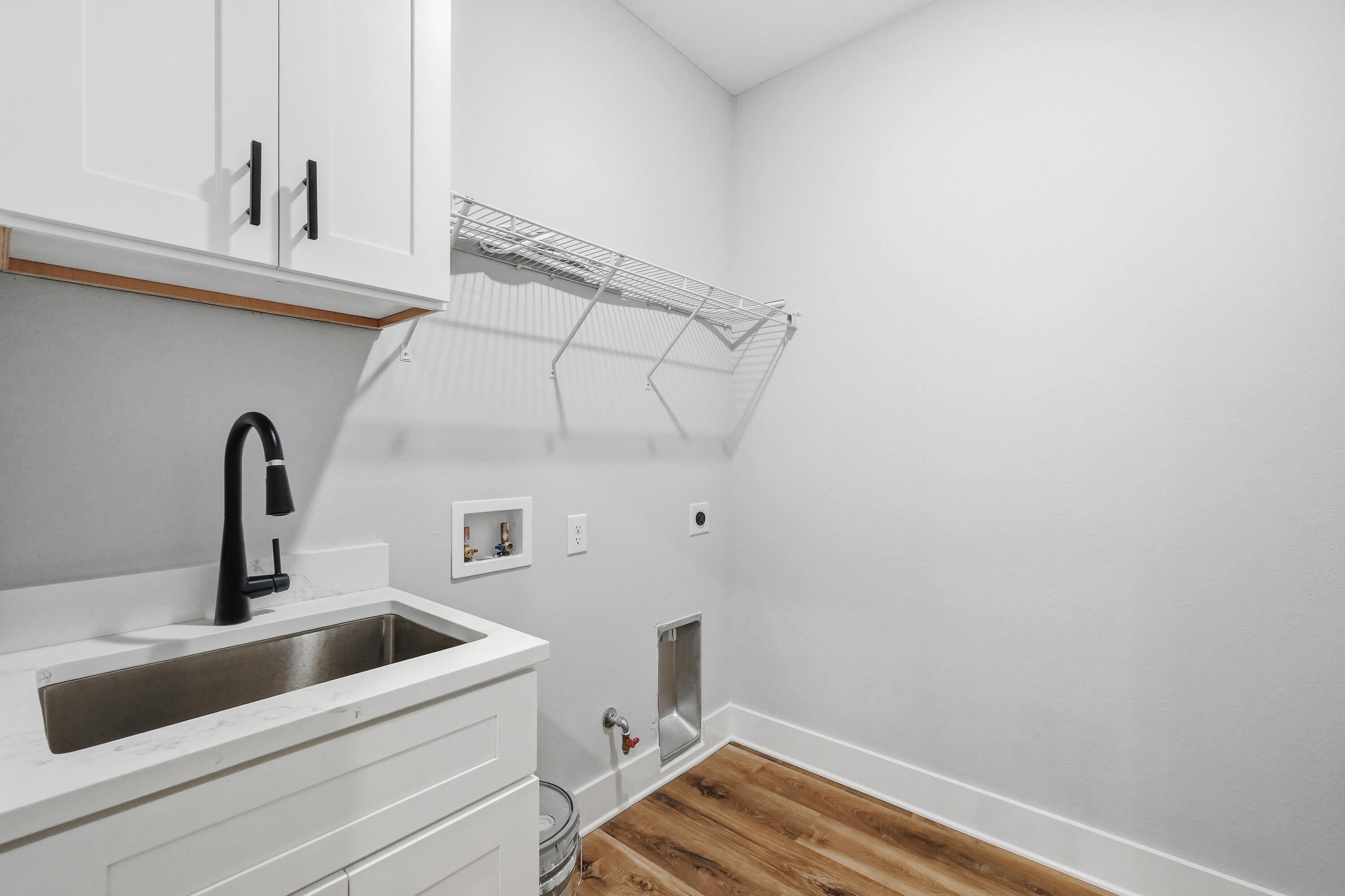 SANTASIA PARK LOT 5 BLK A - Residential