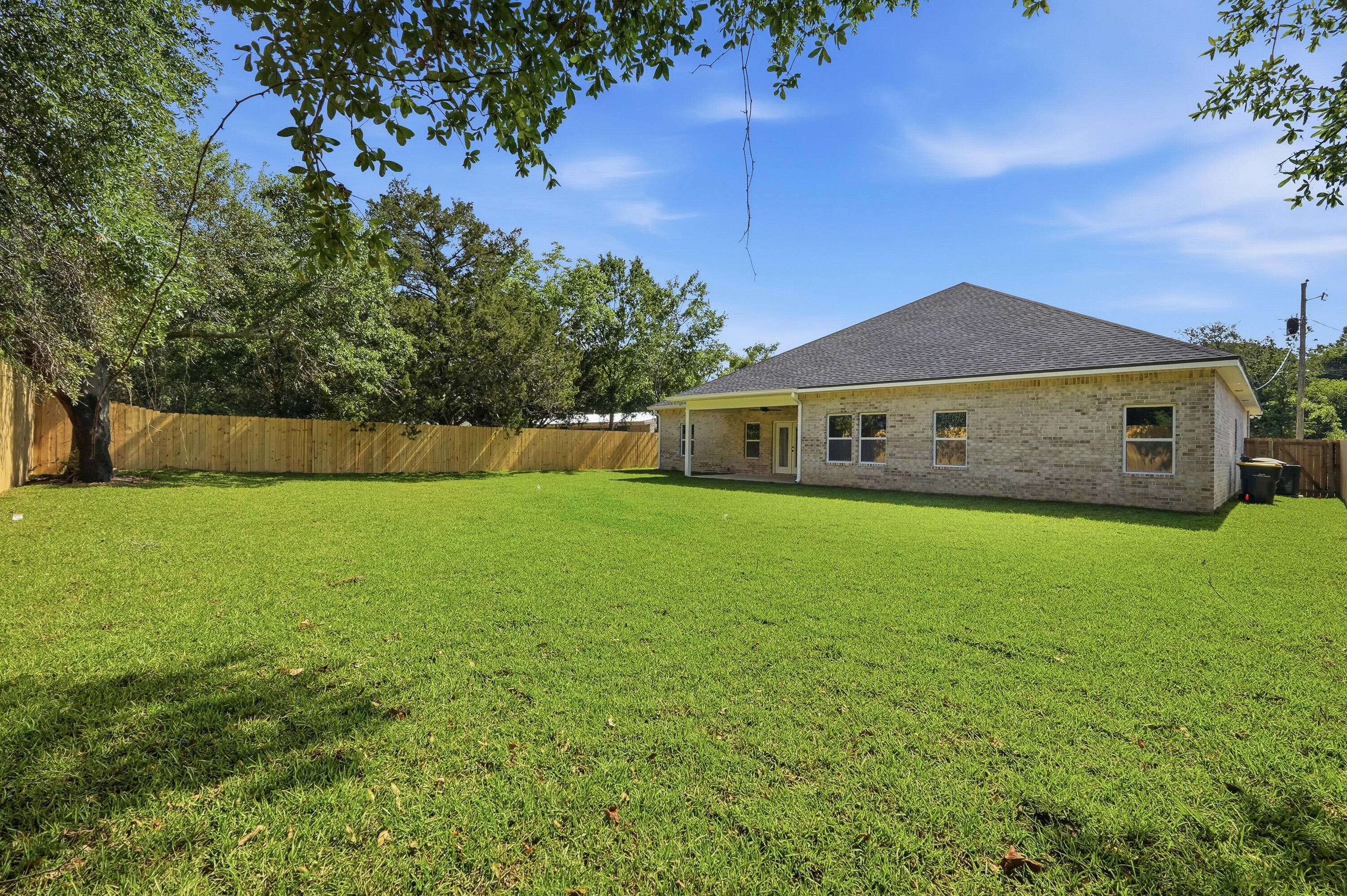 SANTASIA PARK LOT 5 BLK A - Residential