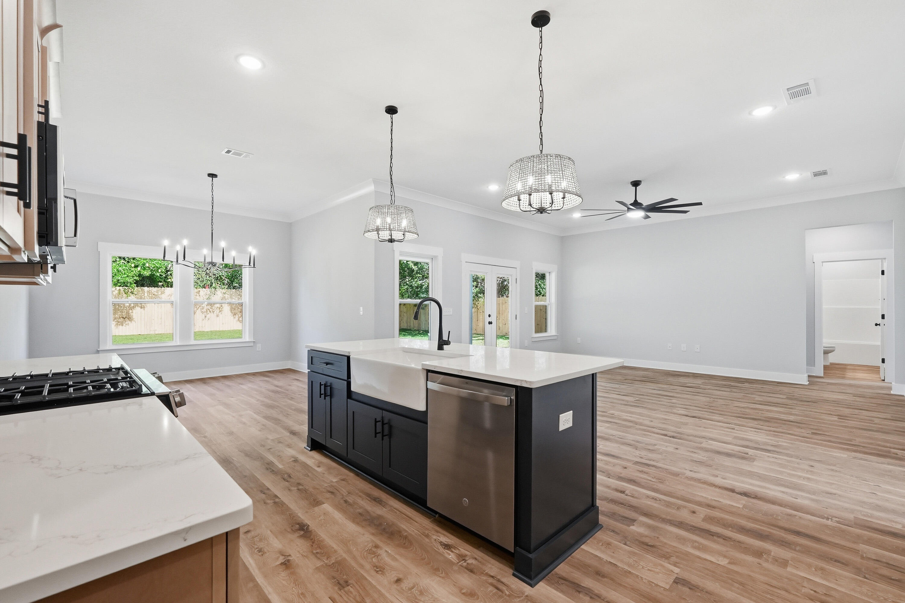 SANTASIA PARK LOT 5 BLK A - Residential