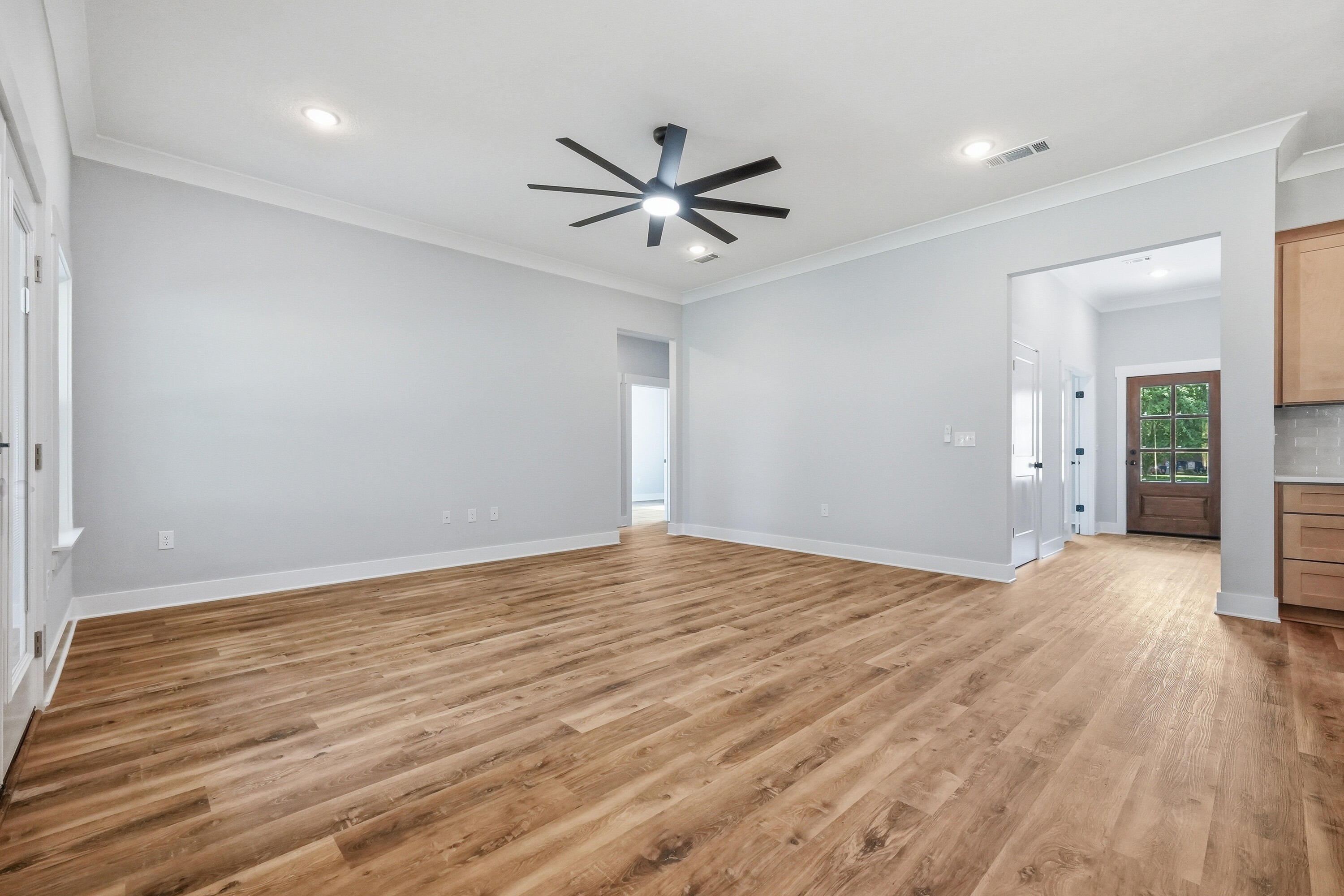 SANTASIA PARK LOT 5 BLK A - Residential