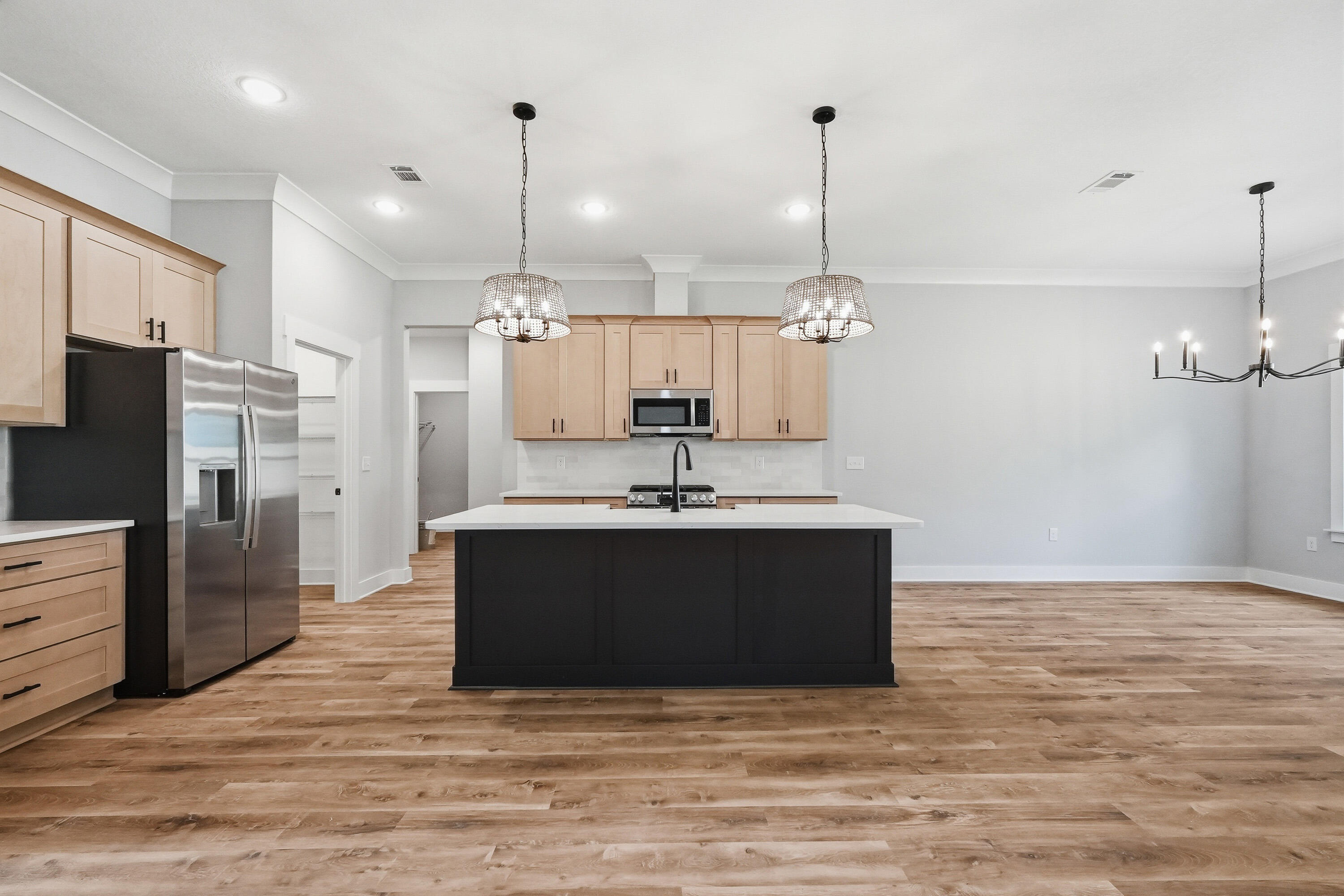SANTASIA PARK LOT 5 BLK A - Residential