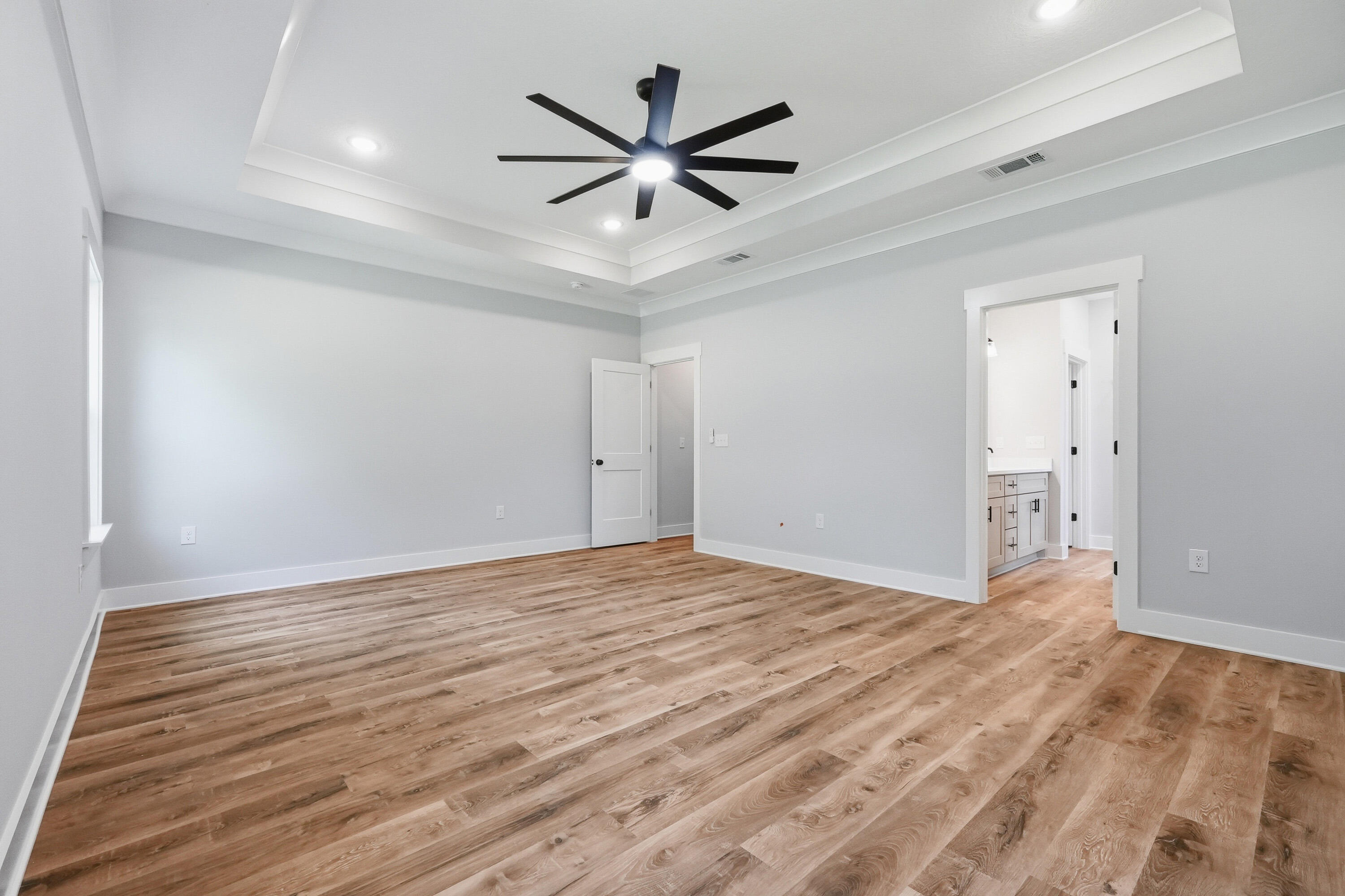 SANTASIA PARK LOT 5 BLK A - Residential