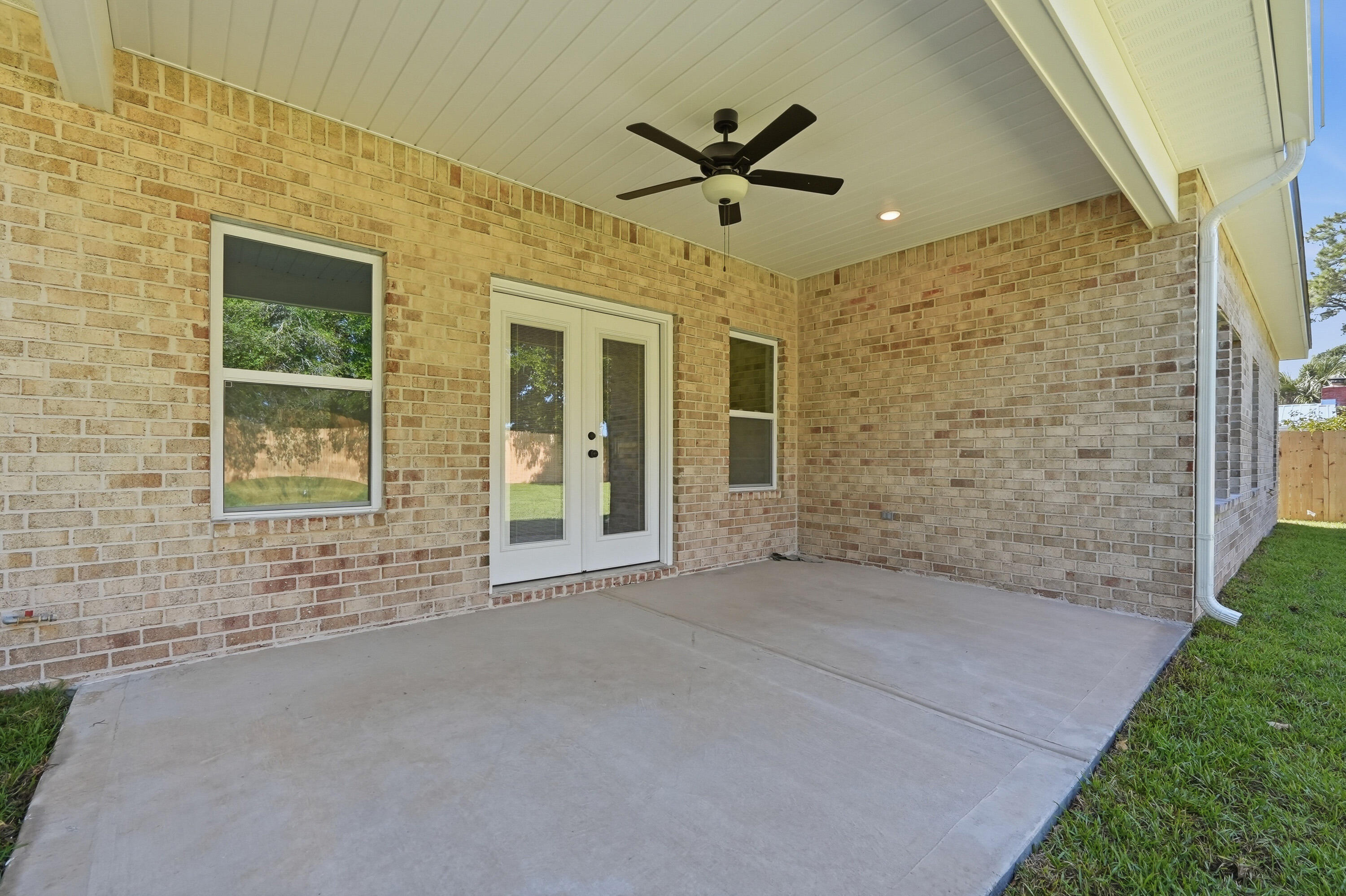 SANTASIA PARK LOT 5 BLK A - Residential