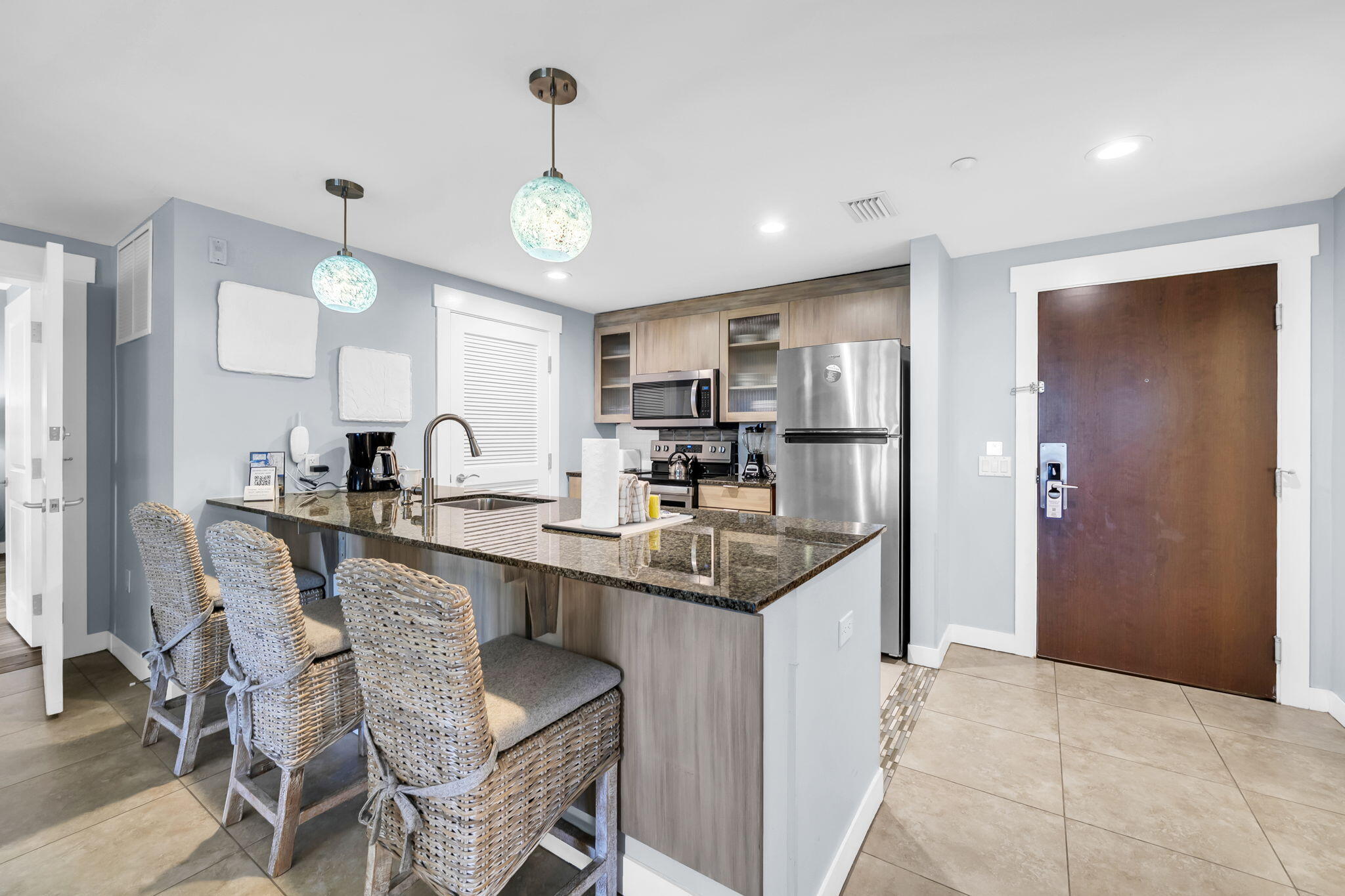 BAHIA CONDO - Residential