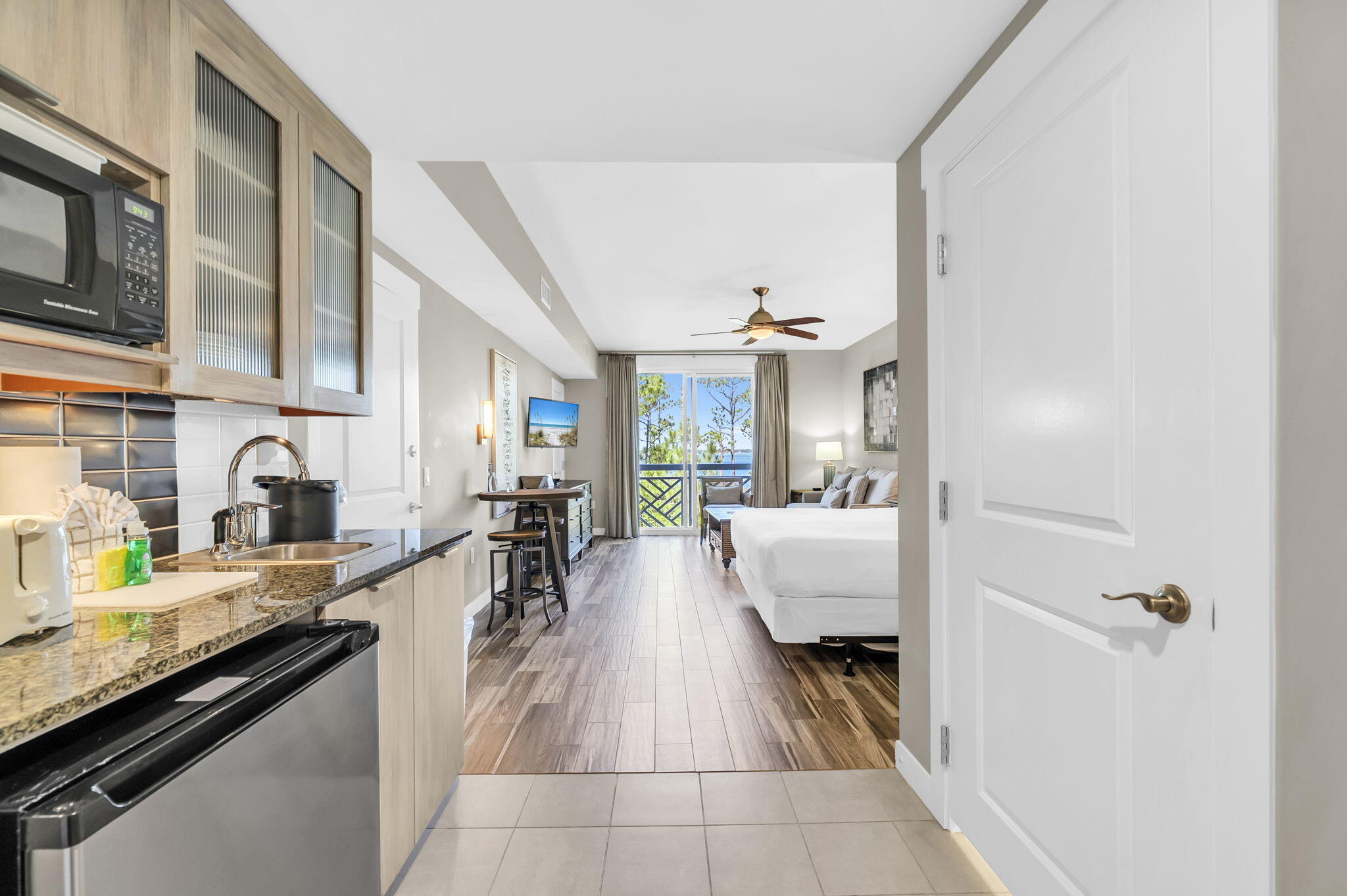 BAHIA CONDO - Residential